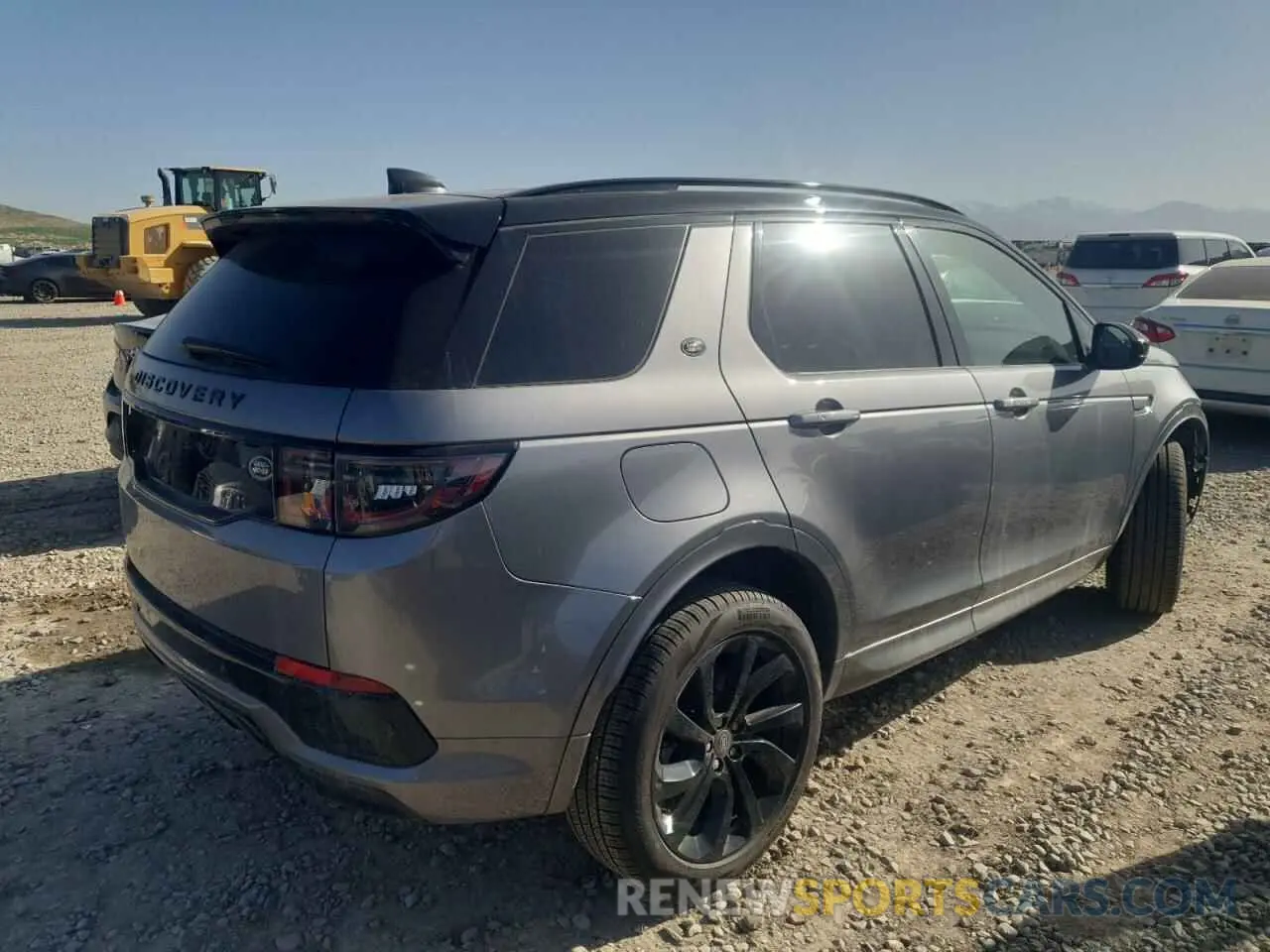 3 Фотография поврежденного автомобиля SALCT2FX0NH909894 LAND ROVER DISCOVERY 2022