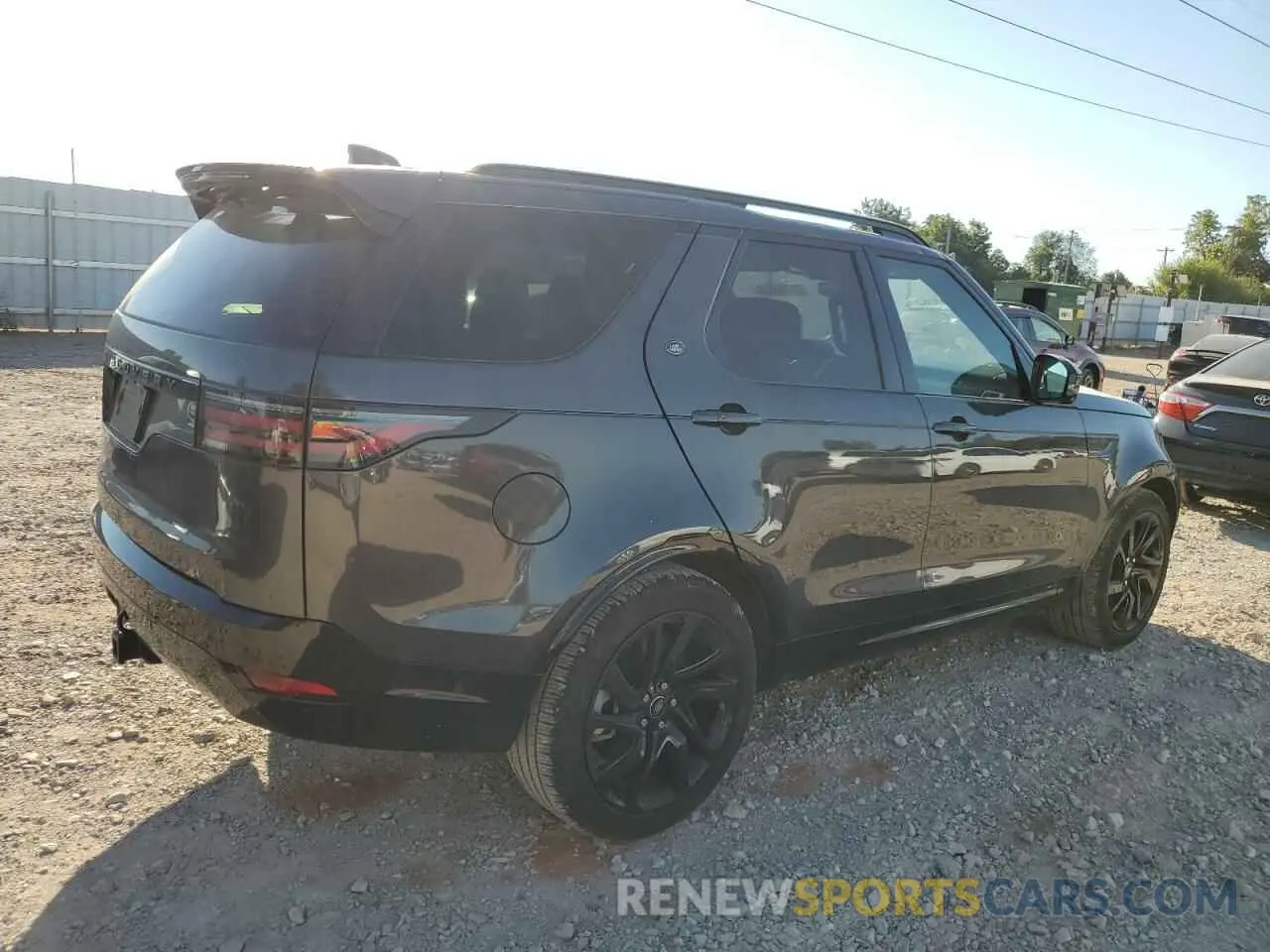 3 Photograph of a damaged car SALRT4EU1N2460970 LAND ROVER DISCOVERY 2022