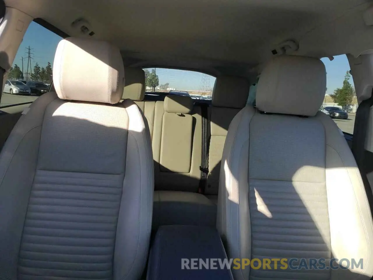 10 Фотография поврежденного автомобиля SALCJ2FX3PH324123 LAND ROVER DISCOVERY 2023