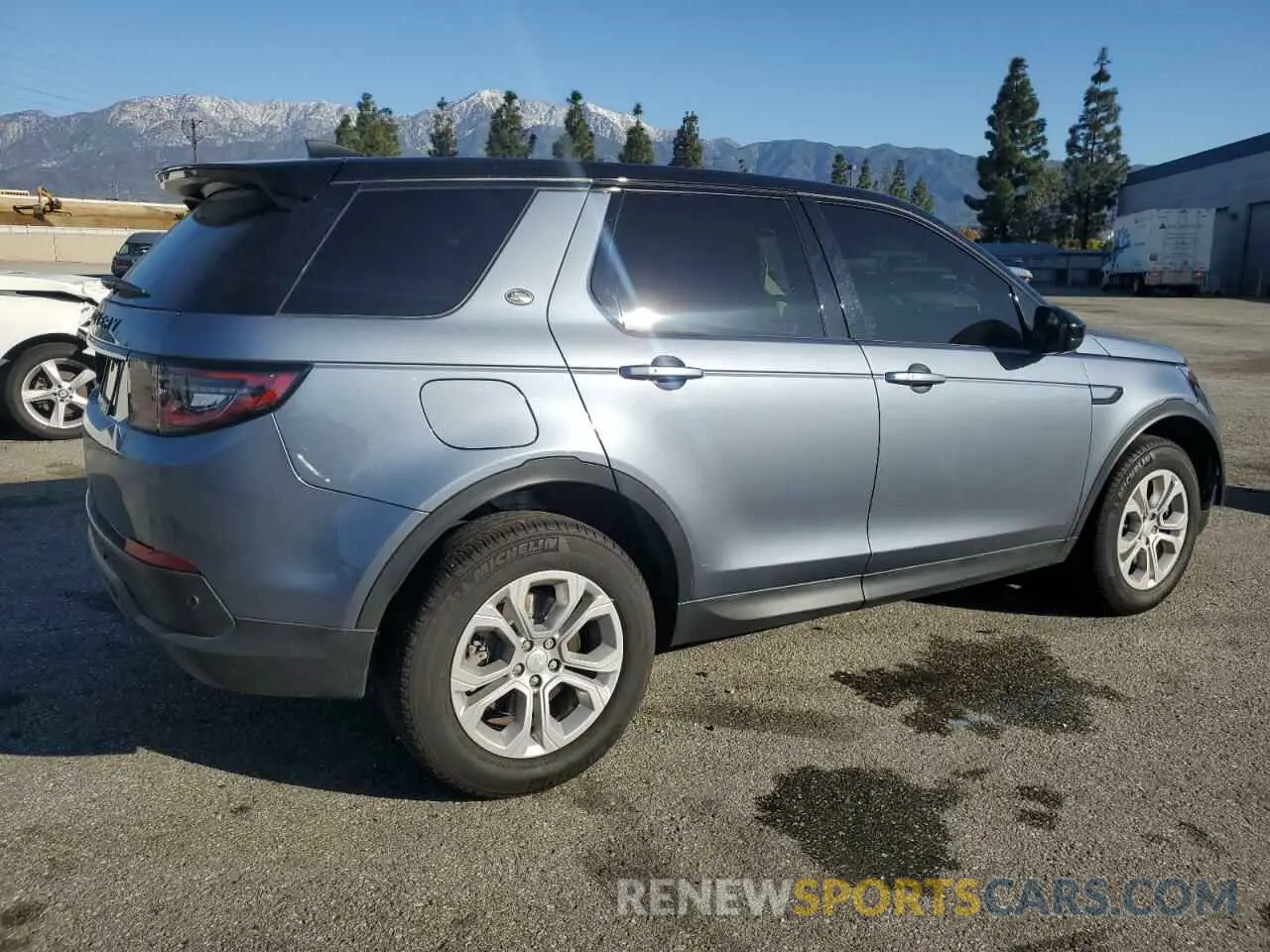 3 Фотография поврежденного автомобиля SALCJ2FX3PH324123 LAND ROVER DISCOVERY 2023