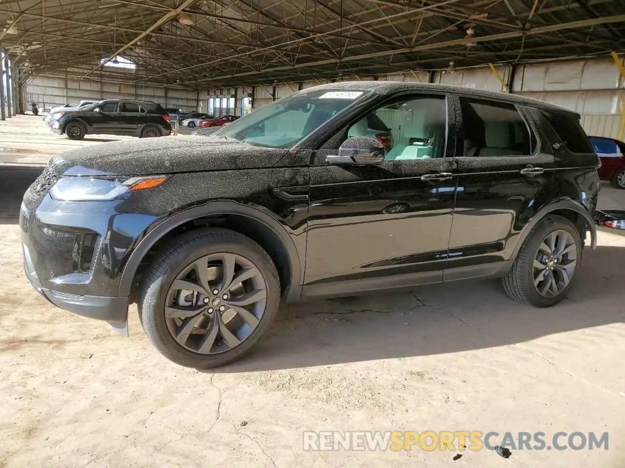 1 Фотография поврежденного автомобиля SALCP2FX8PH333270 LAND ROVER DISCOVERY 2023