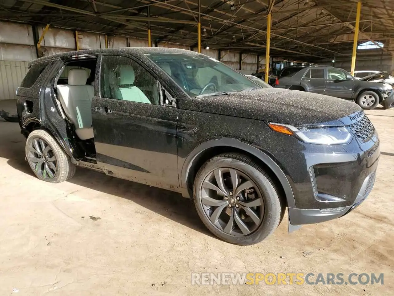 4 Фотография поврежденного автомобиля SALCP2FX8PH333270 LAND ROVER DISCOVERY 2023