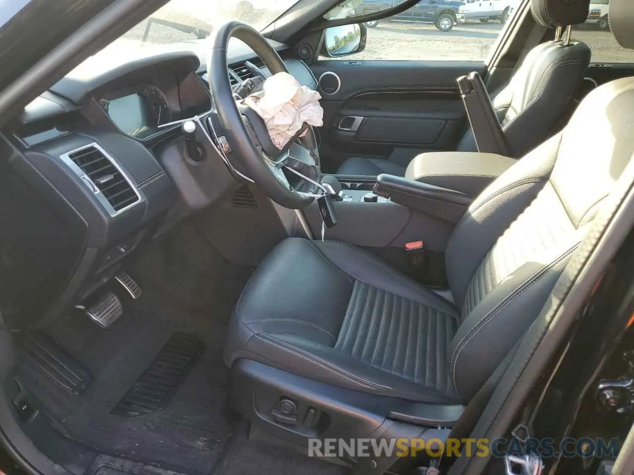 7 Photograph of a damaged car SALRT2EX3P2472314 LAND ROVER DISCOVERY 2023