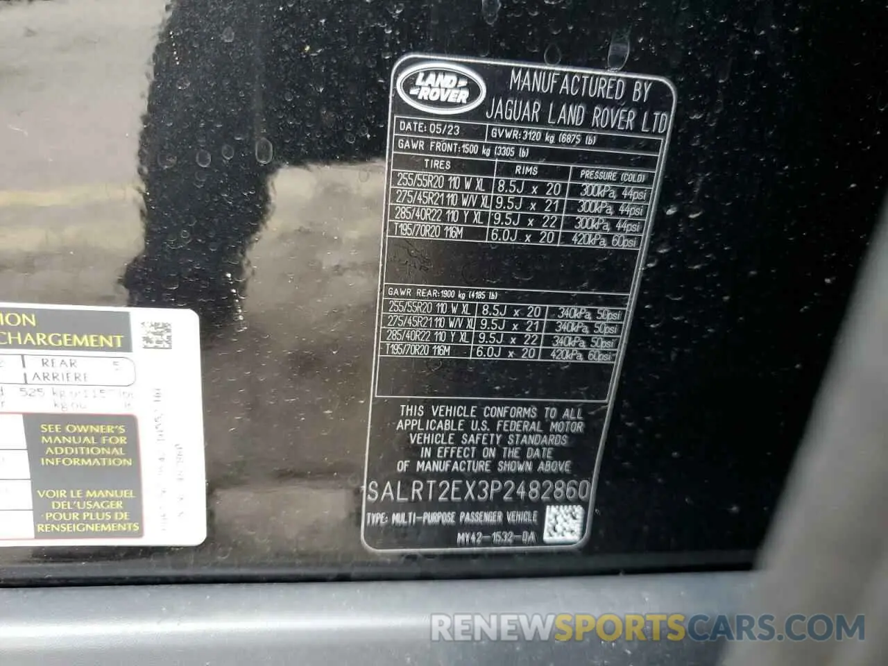 13 Photograph of a damaged car SALRT2EX3P2482860 LAND ROVER DISCOVERY 2023