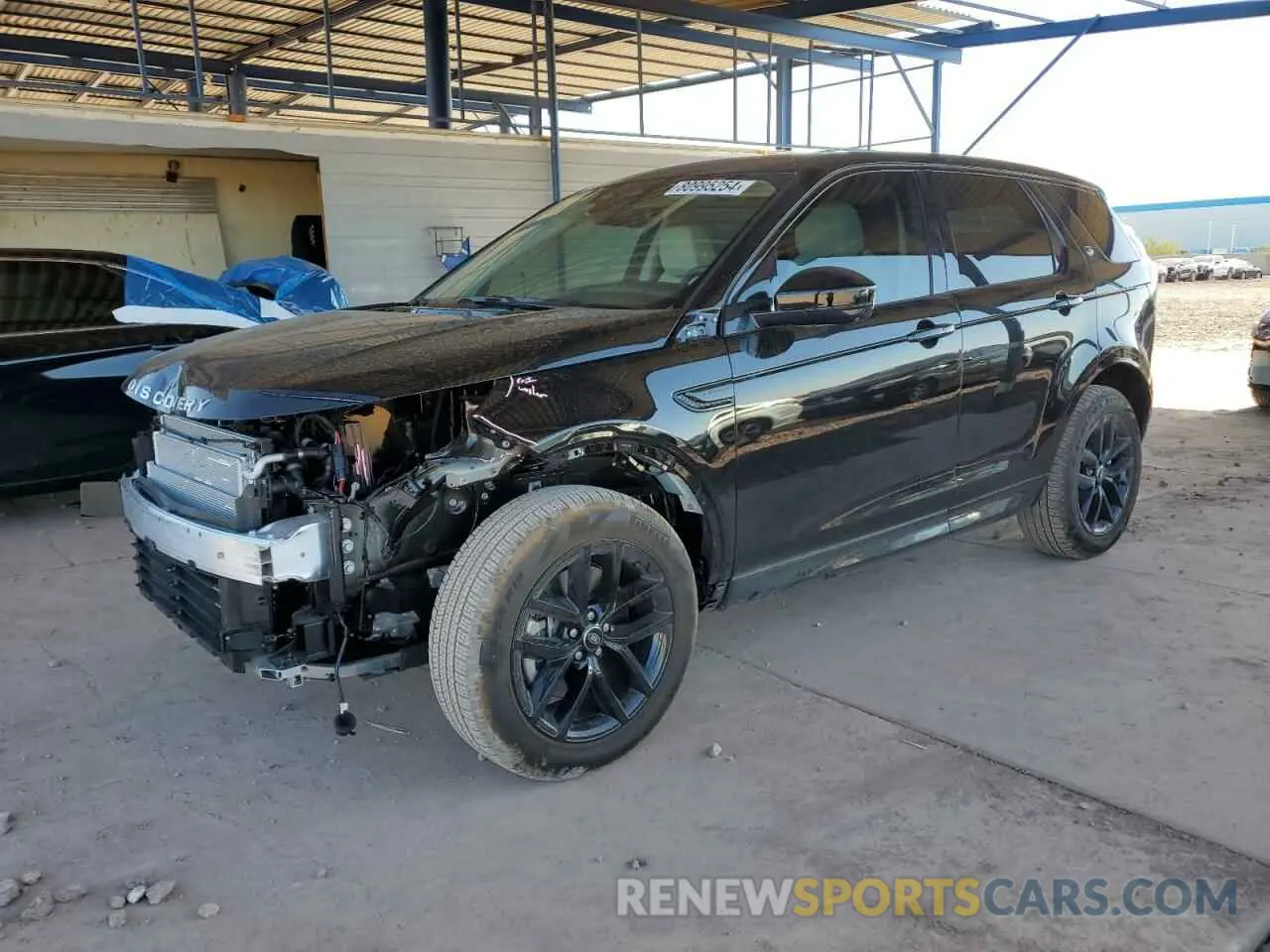 1 Фотография поврежденного автомобиля SALCJ2FX0RH348236 LAND ROVER DISCOVERY 2024