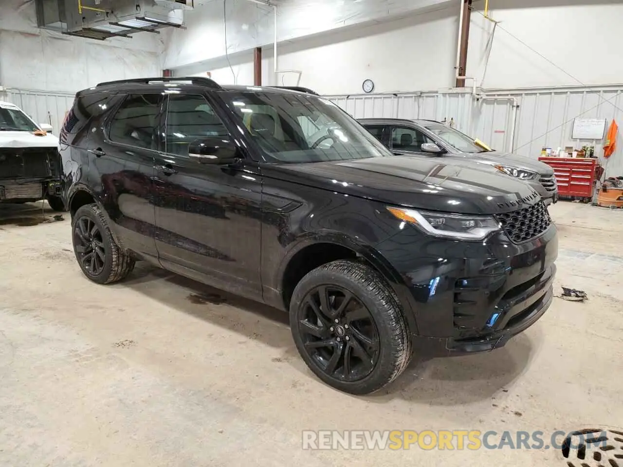 4 Photograph of a damaged car SALRL2EX9R2491677 LAND ROVER DISCOVERY 2024
