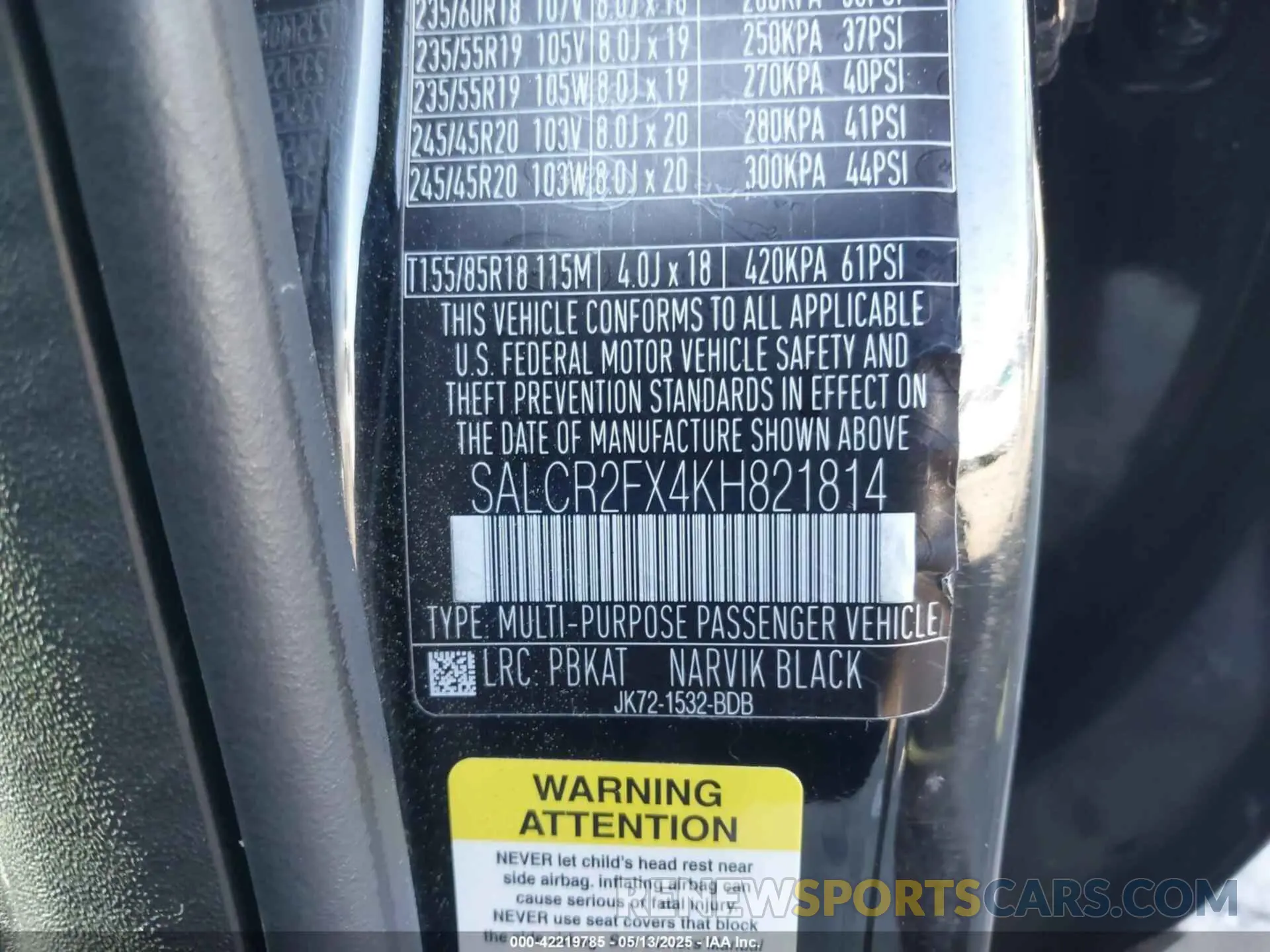 9 Photograph of a damaged car SALCR2FX4KH821814 LAND ROVER DISCOVERY SPORT 2019