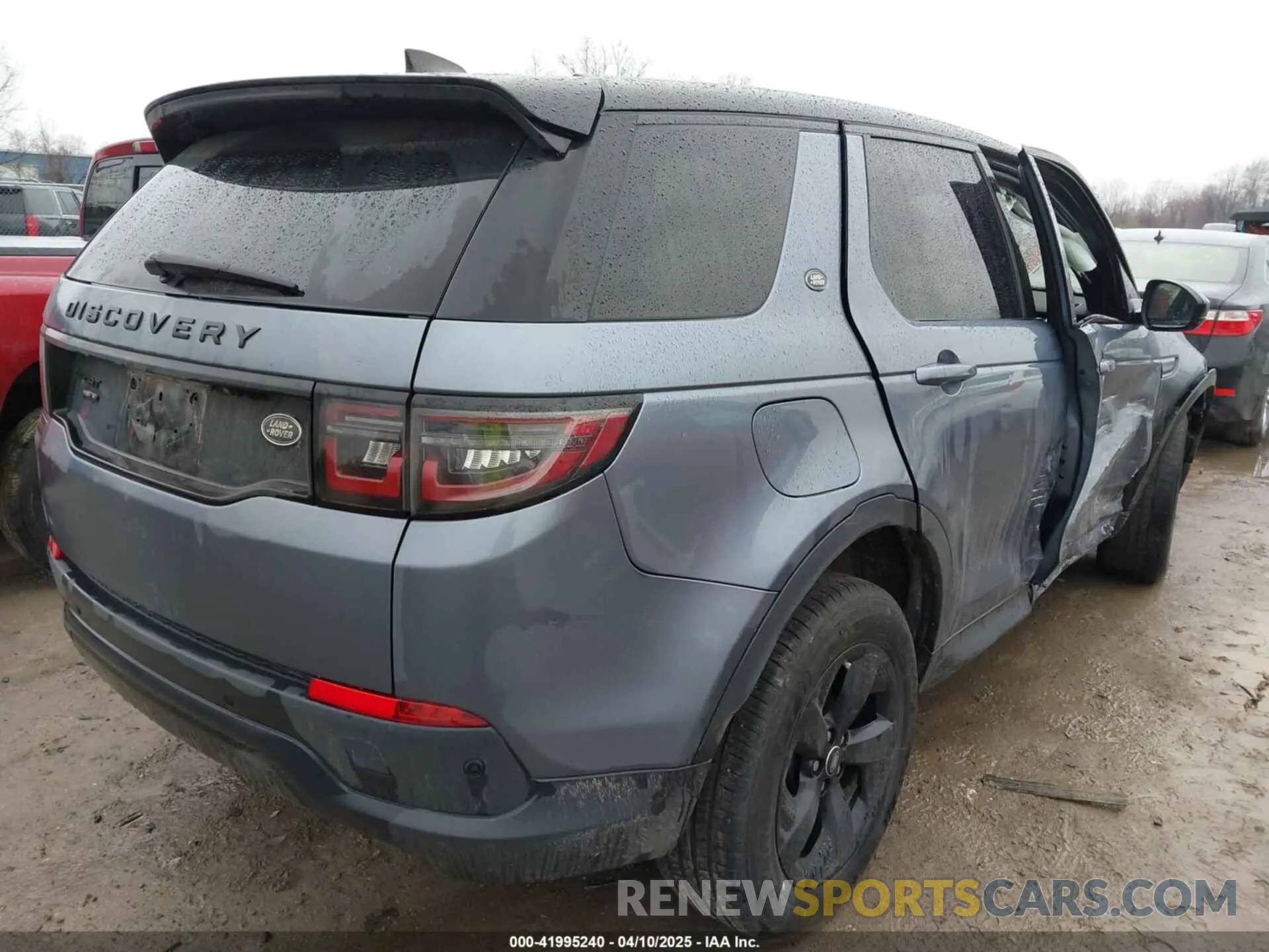 4 Photograph of a damaged car SALCJ2FXXLH847939 LAND ROVER DISCOVERY SPORT 2020
