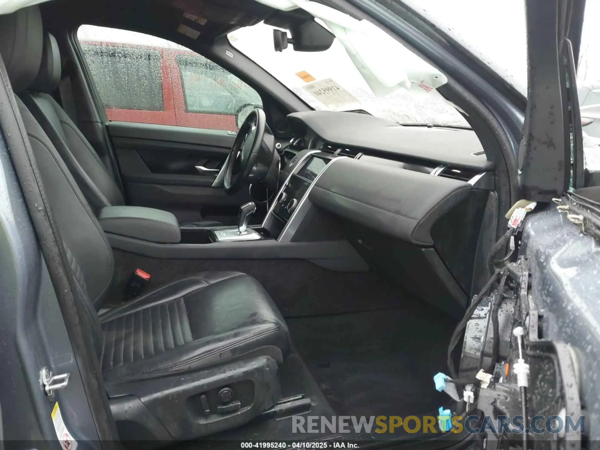 5 Photograph of a damaged car SALCJ2FXXLH847939 LAND ROVER DISCOVERY SPORT 2020
