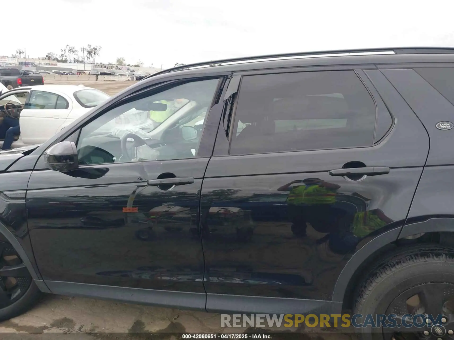 14 Photograph of a damaged car SALCJ2FX4MH901558 LAND ROVER DISCOVERY SPORT 2021