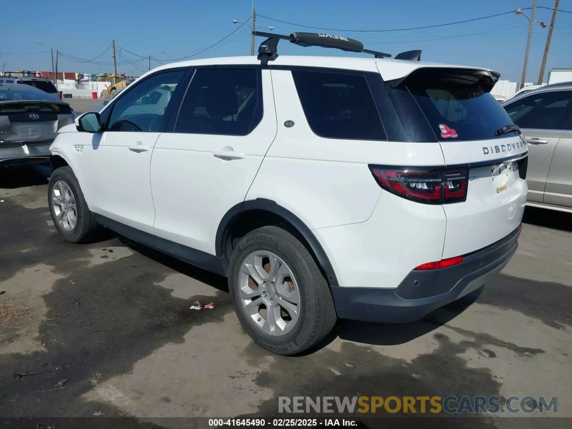 3 Photograph of a damaged car SALCJ2FX5MH889260 LAND ROVER DISCOVERY SPORT 2021