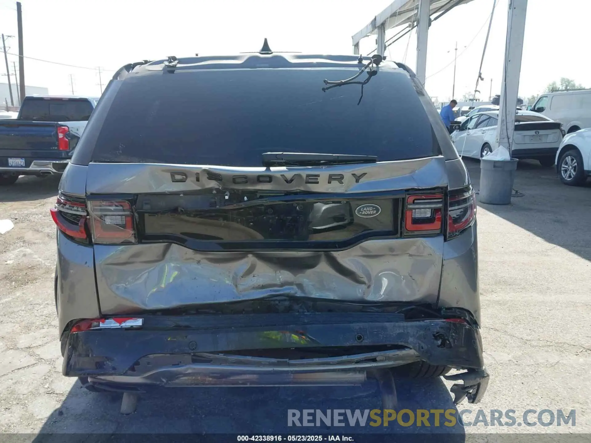16 Photograph of a damaged car SALCT2FX1MH884101 LAND ROVER DISCOVERY SPORT 2021