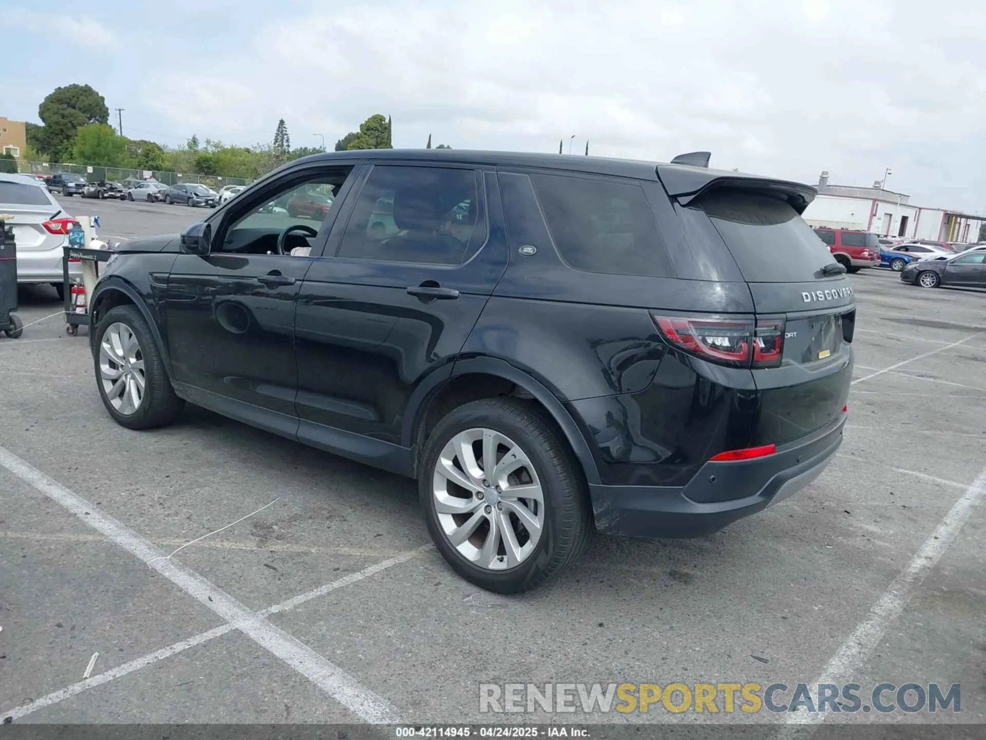 3 Фотография поврежденного автомобиля SALCJ2FXXPH323745 LAND ROVER DISCOVERY SPORT 2023
