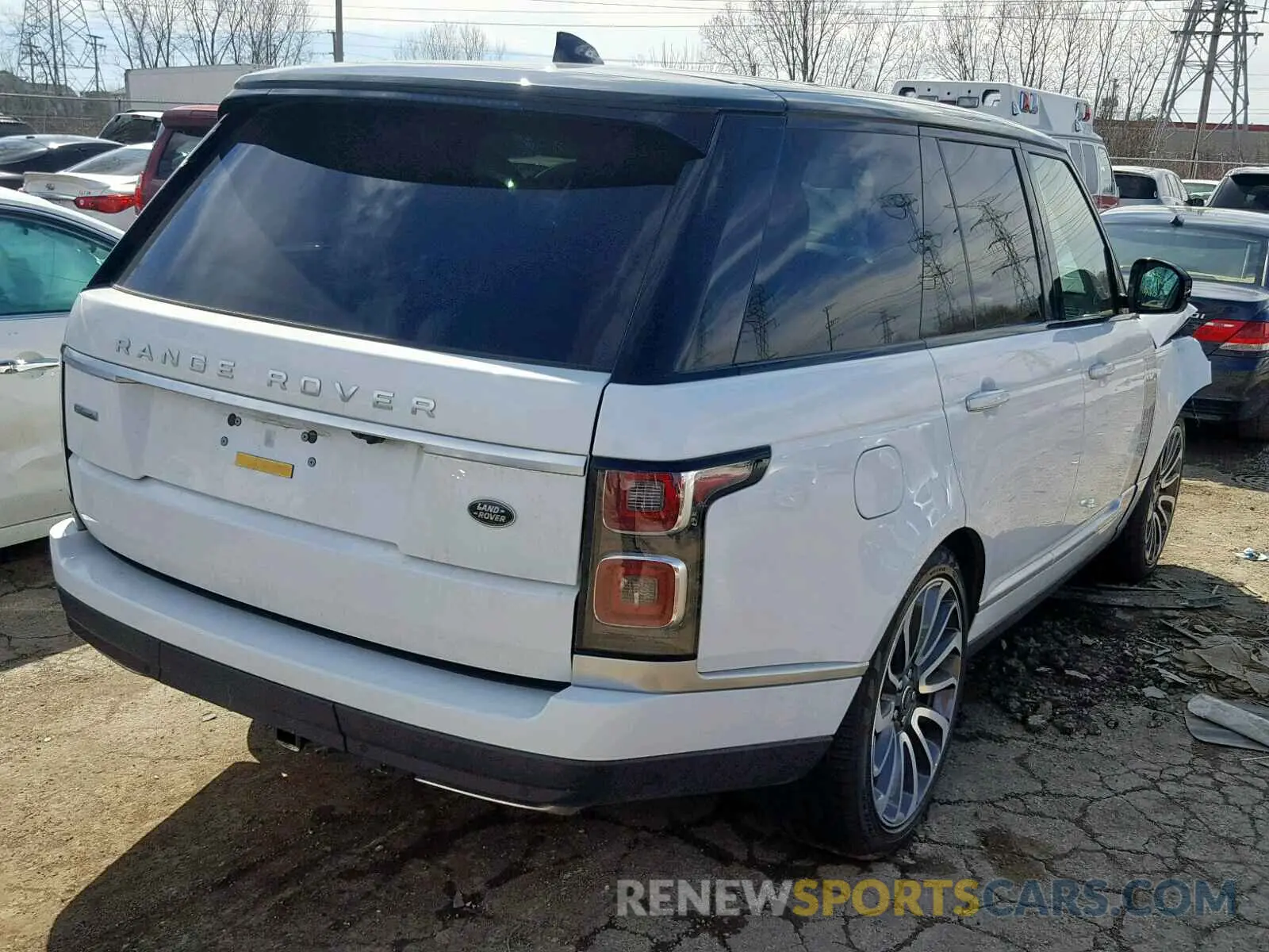 4 Photograph of a damaged car SALGV2RE1KA533443 LAND ROVER RANGE ROVE 2019