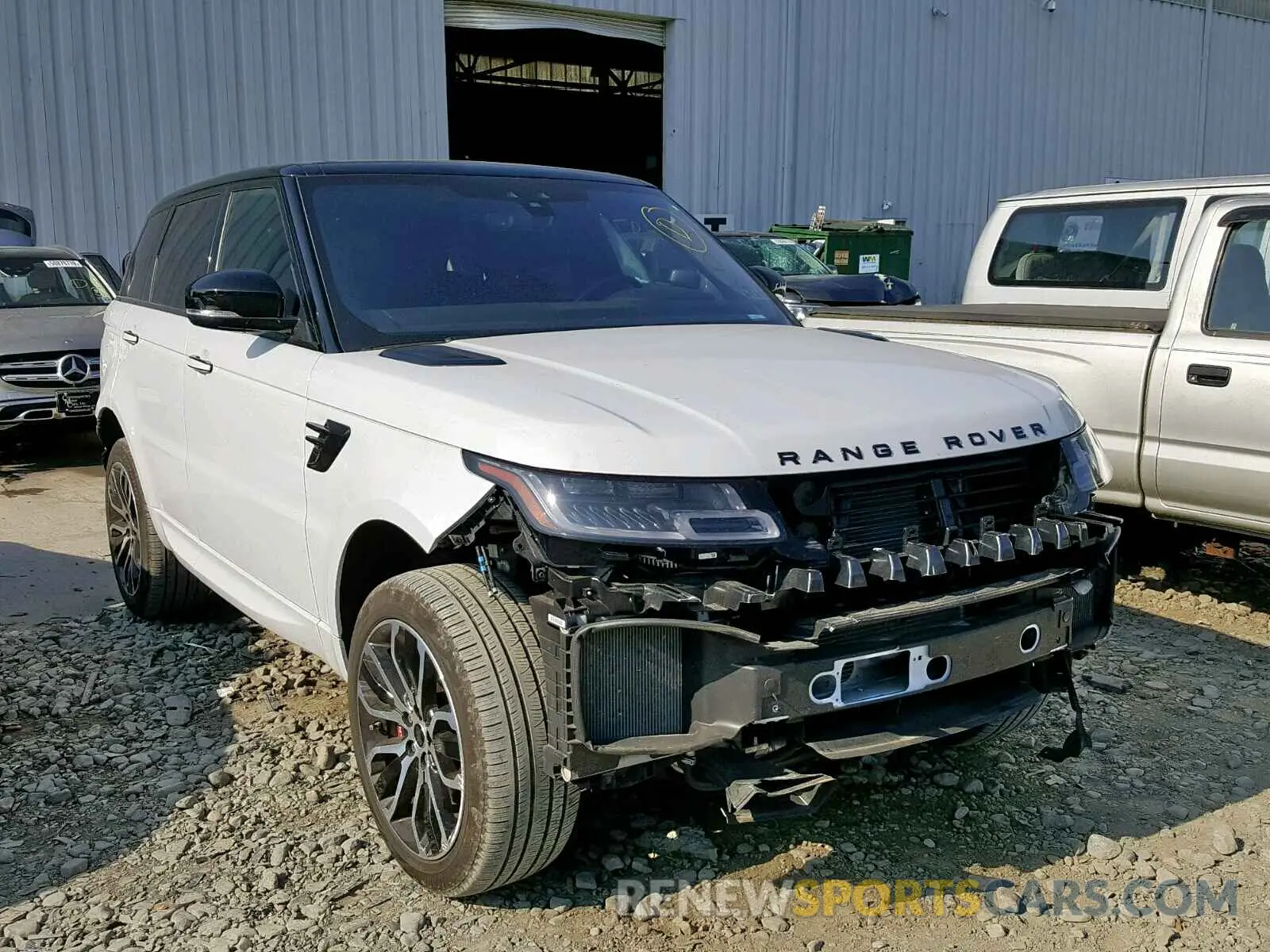 1 Photograph of a damaged car SALWV2SVXKA817501 LAND ROVER RANGE ROVE 2019