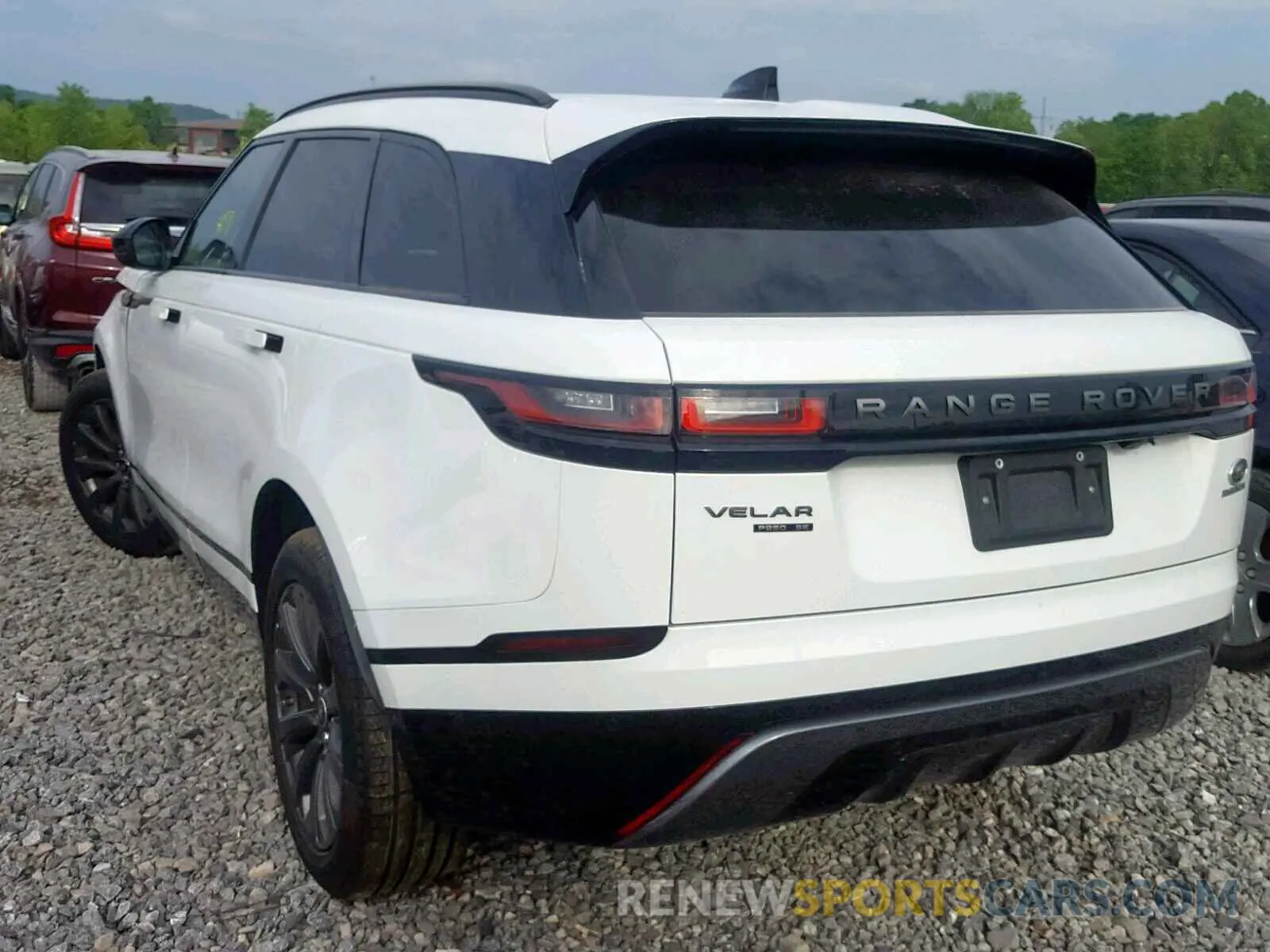 3 Photograph of a damaged car SALYL2EX5KA780580 LAND ROVER RANGE ROVE 2019