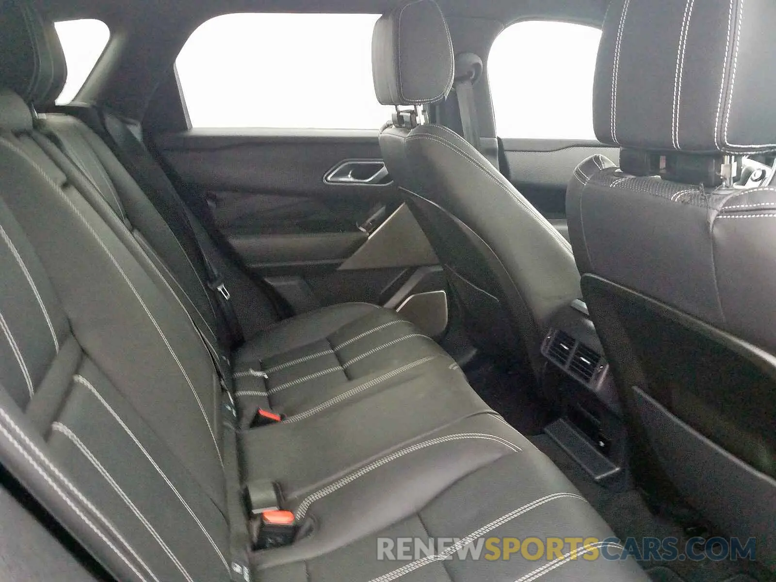 6 Photograph of a damaged car SALYL2EXXKA212079 LAND ROVER RANGE ROVE 2019