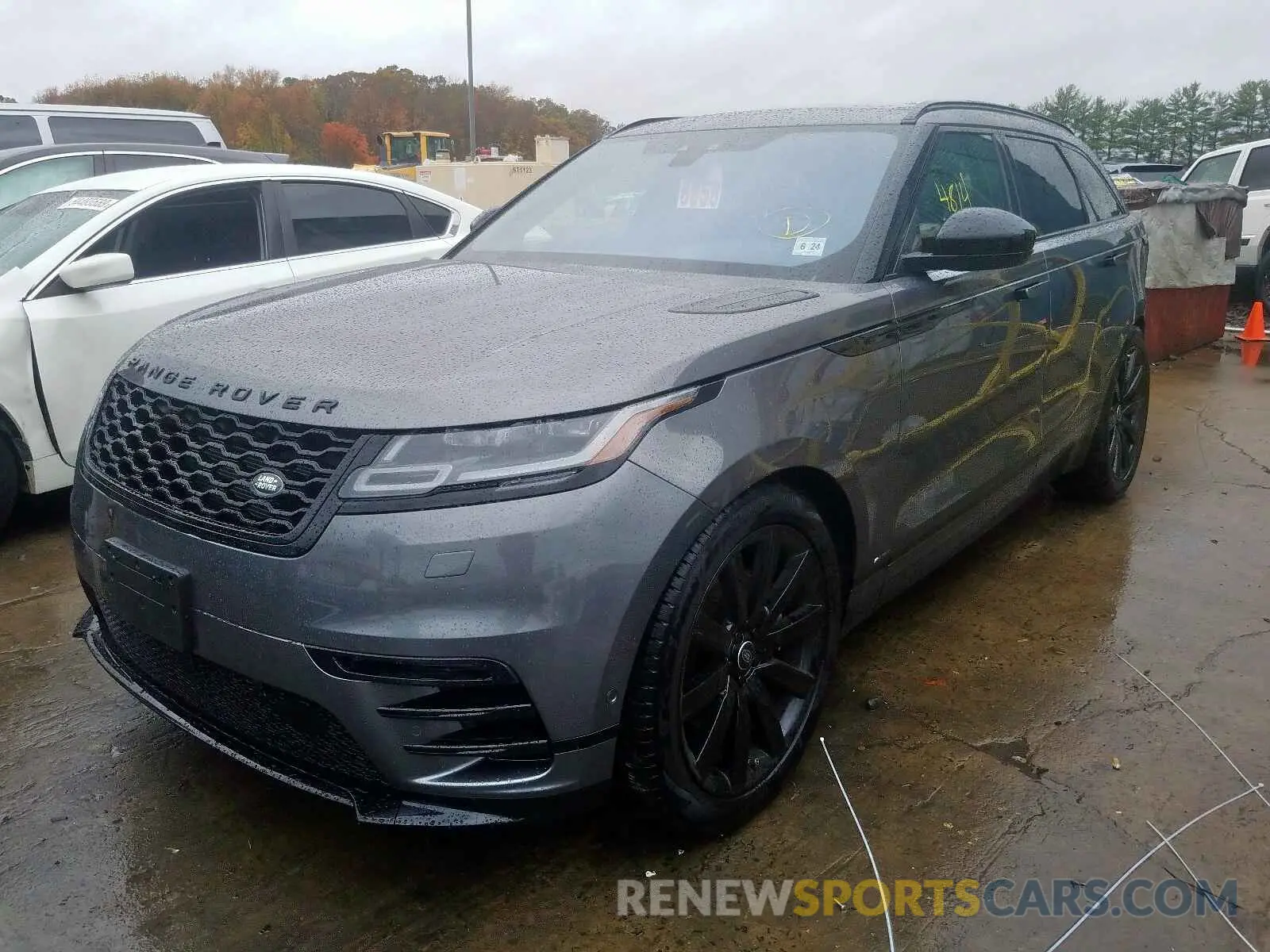 2 Photograph of a damaged car SALYL2FV2KA218729 LAND ROVER RANGE ROVE 2019