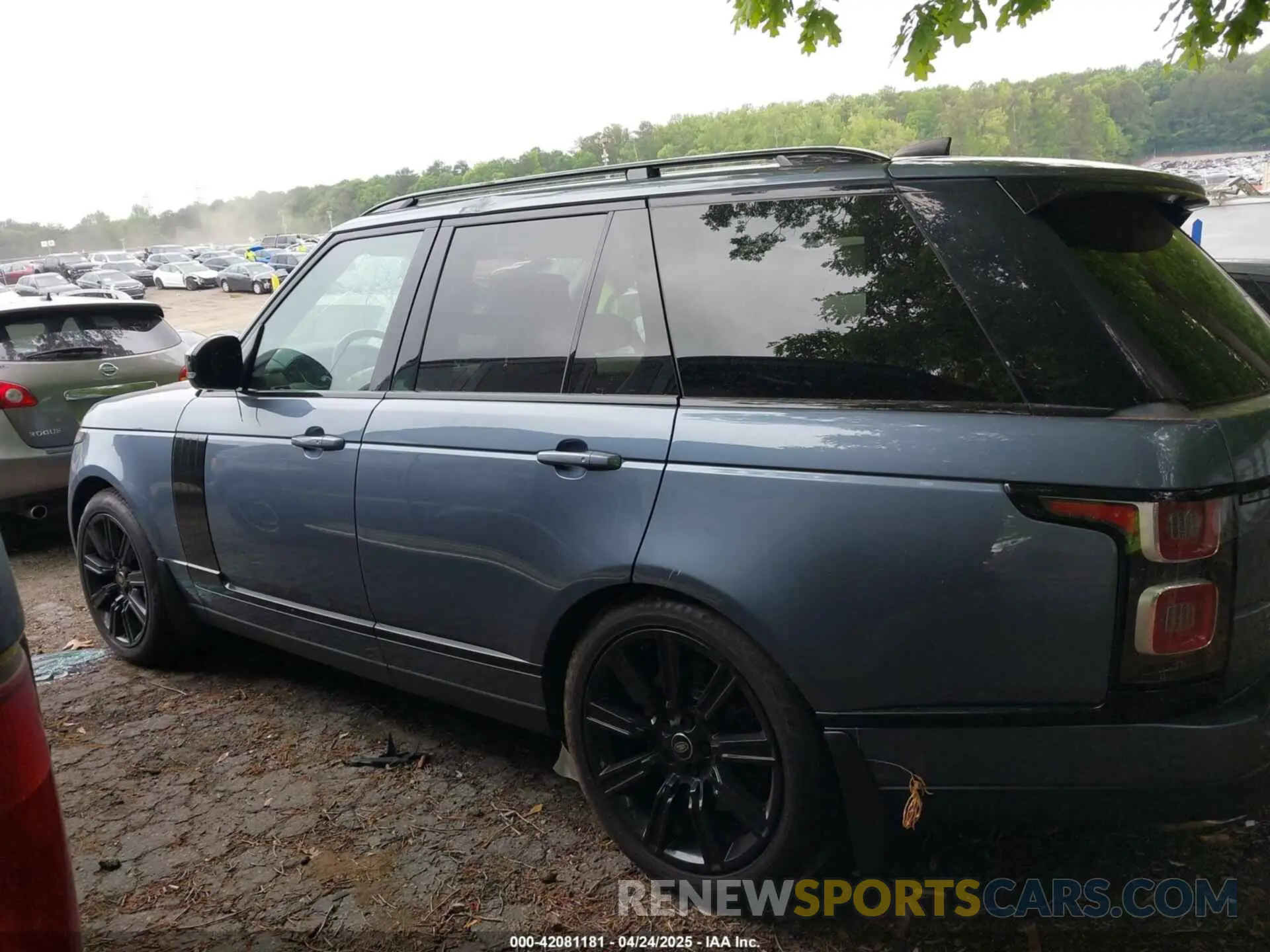 14 Photograph of a damaged car SALGS2RE5KA516721 LAND ROVER RANGE ROVER 2019