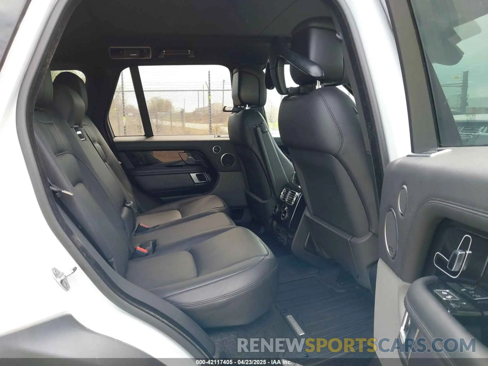 8 Фотография поврежденного автомобиля SALGS2RE6KA535049 LAND ROVER RANGE ROVER 2019