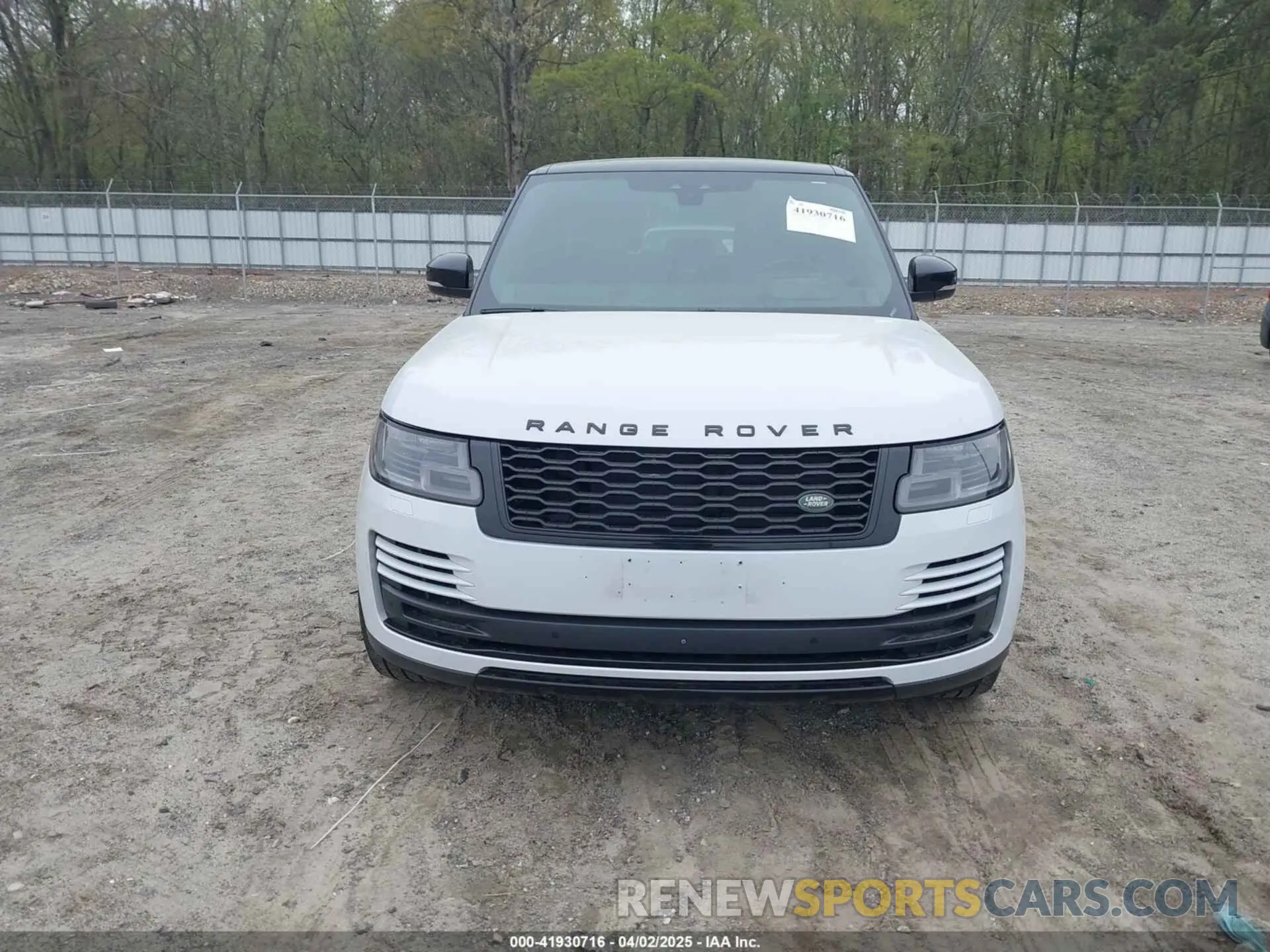 12 Photograph of a damaged car SALGS2RE7KA519085 LAND ROVER RANGE ROVER 2019
