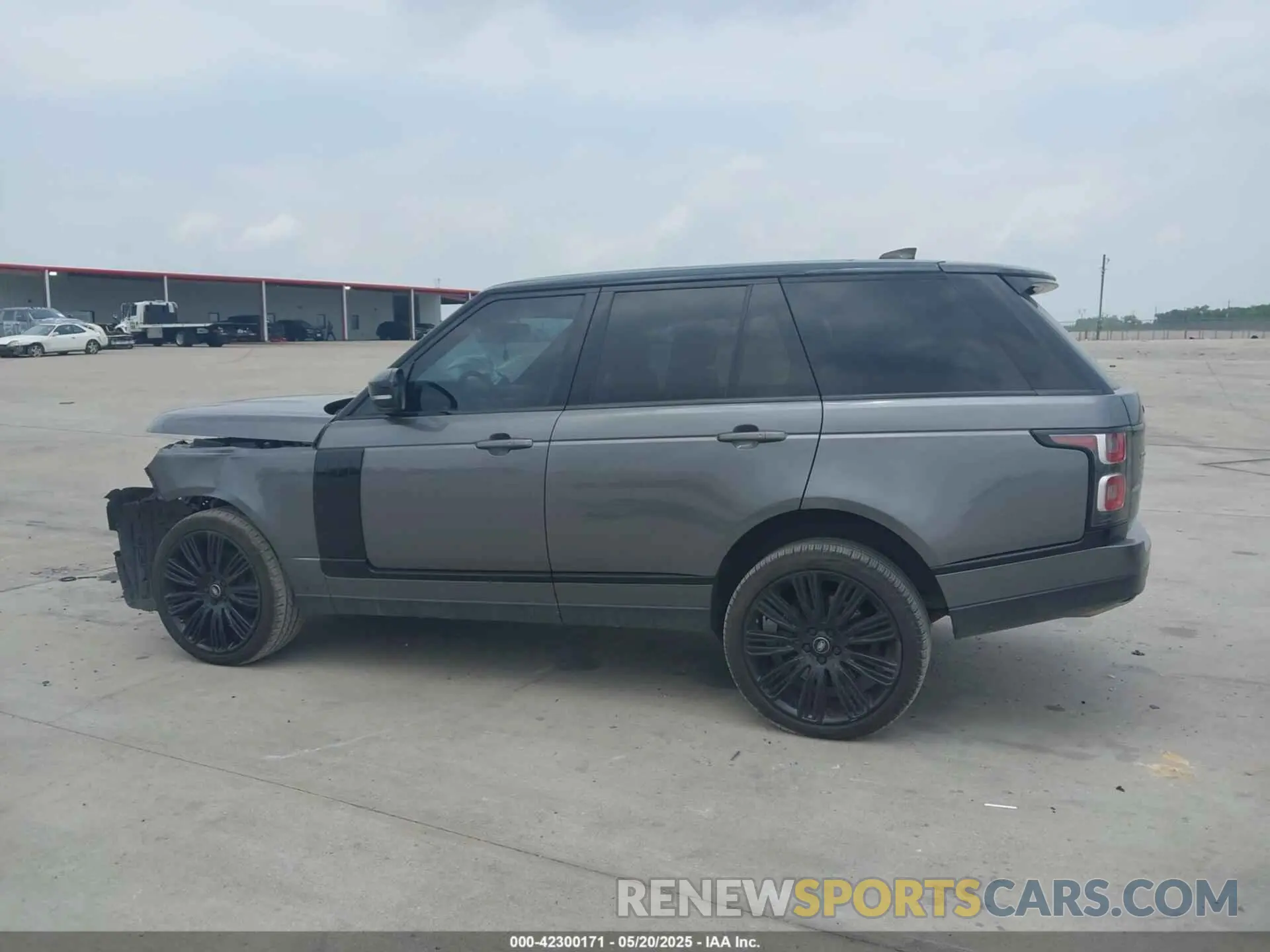 14 Photograph of a damaged car SALGS2RE7KA551681 LAND ROVER RANGE ROVER 2019