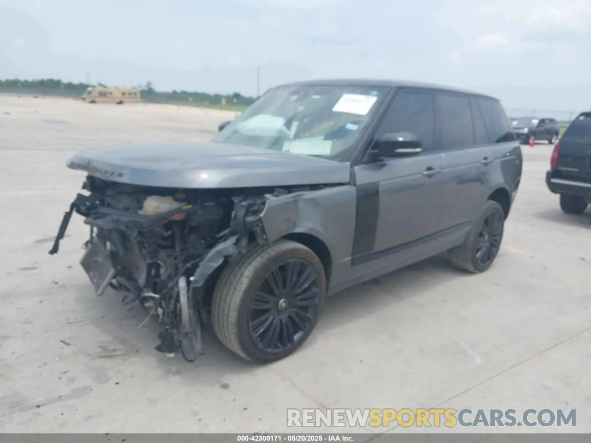 2 Photograph of a damaged car SALGS2RE7KA551681 LAND ROVER RANGE ROVER 2019