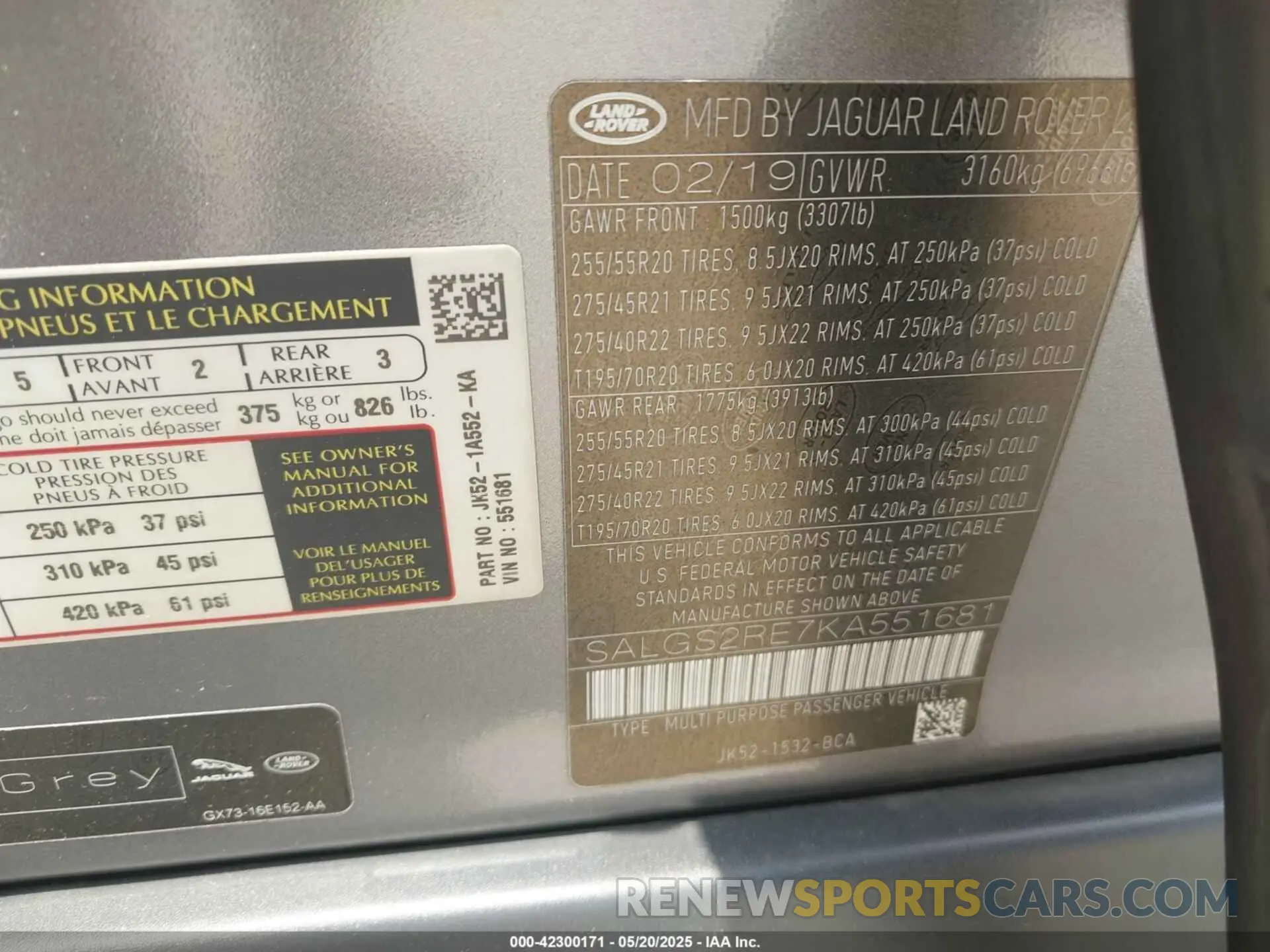 9 Photograph of a damaged car SALGS2RE7KA551681 LAND ROVER RANGE ROVER 2019