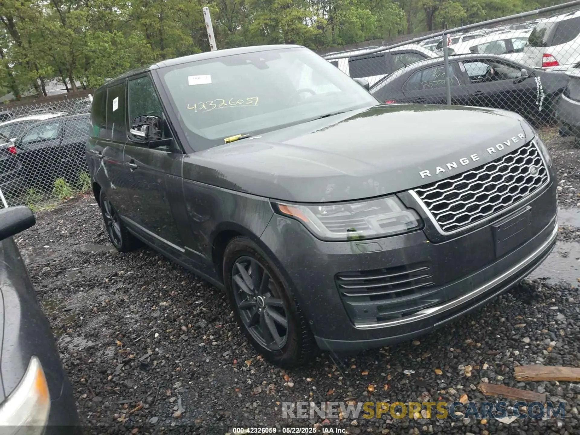 1 Фотография поврежденного автомобиля SALGS2SV0KA520119 LAND ROVER RANGE ROVER 2019