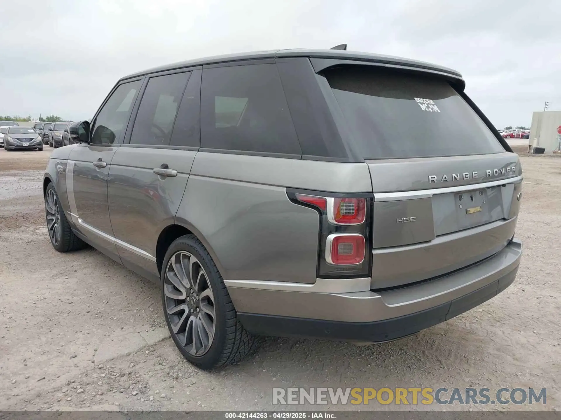 3 Фотография поврежденного автомобиля SALGS2SV1KA538550 LAND ROVER RANGE ROVER 2019