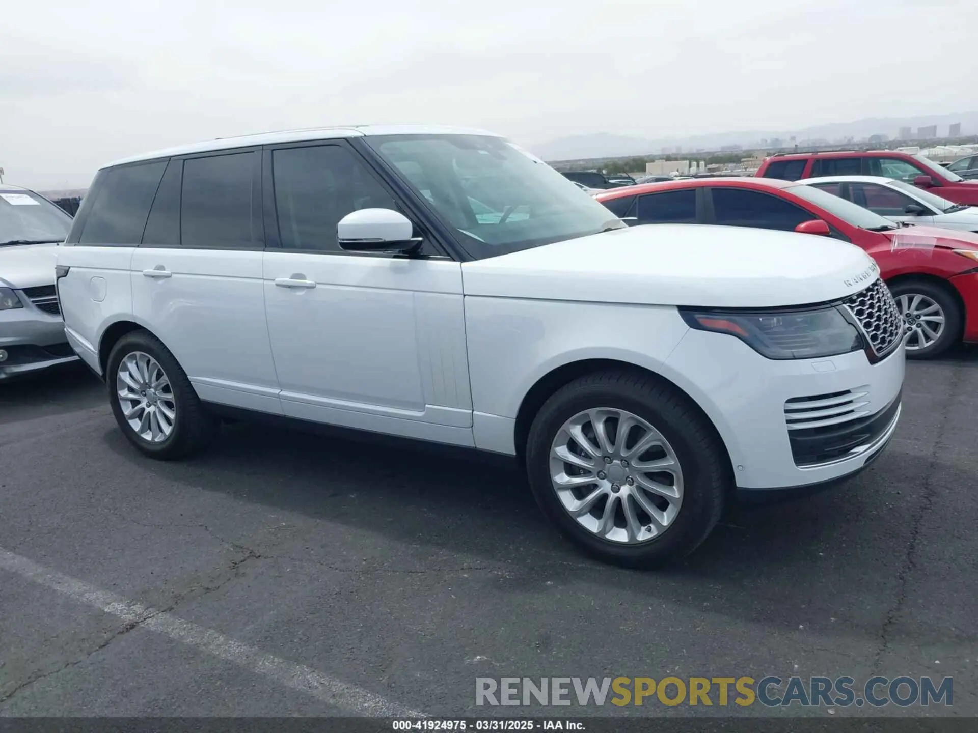 13 Photograph of a damaged car SALGS2SV2KA555261 LAND ROVER RANGE ROVER 2019