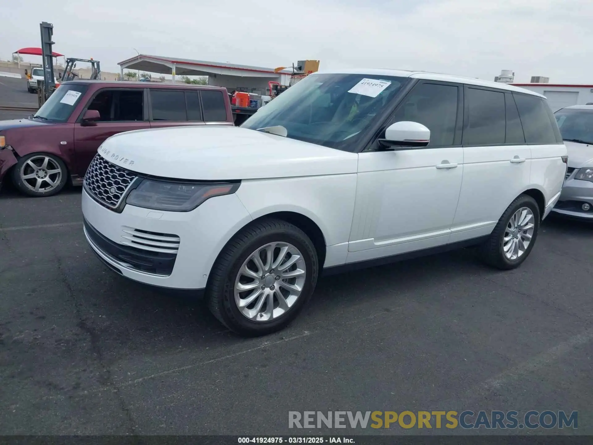 14 Photograph of a damaged car SALGS2SV2KA555261 LAND ROVER RANGE ROVER 2019