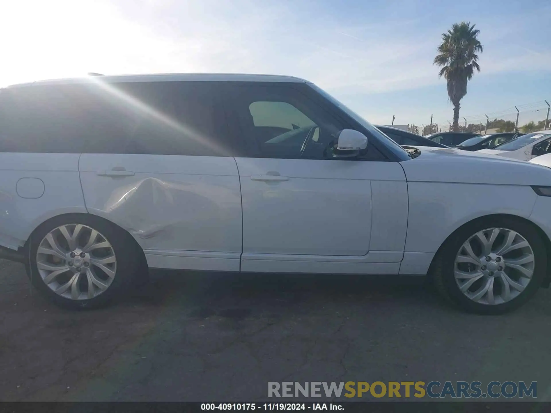 14 Фотография поврежденного автомобиля SALGS2SV3KA547623 LAND ROVER RANGE ROVER 2019