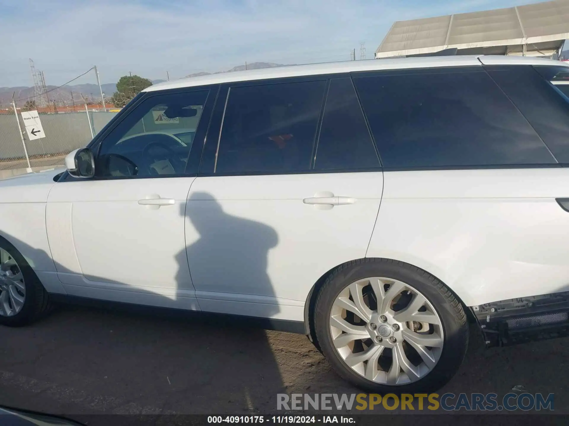 15 Фотография поврежденного автомобиля SALGS2SV3KA547623 LAND ROVER RANGE ROVER 2019