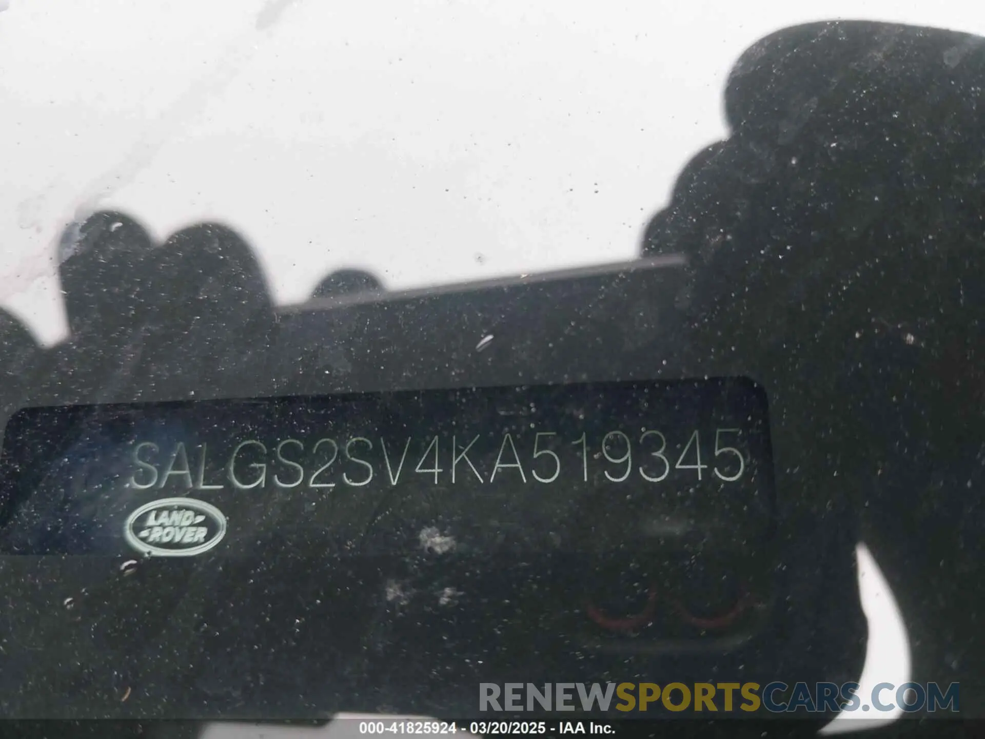 17 Фотография поврежденного автомобиля SALGS2SV4KA519345 LAND ROVER RANGE ROVER 2019