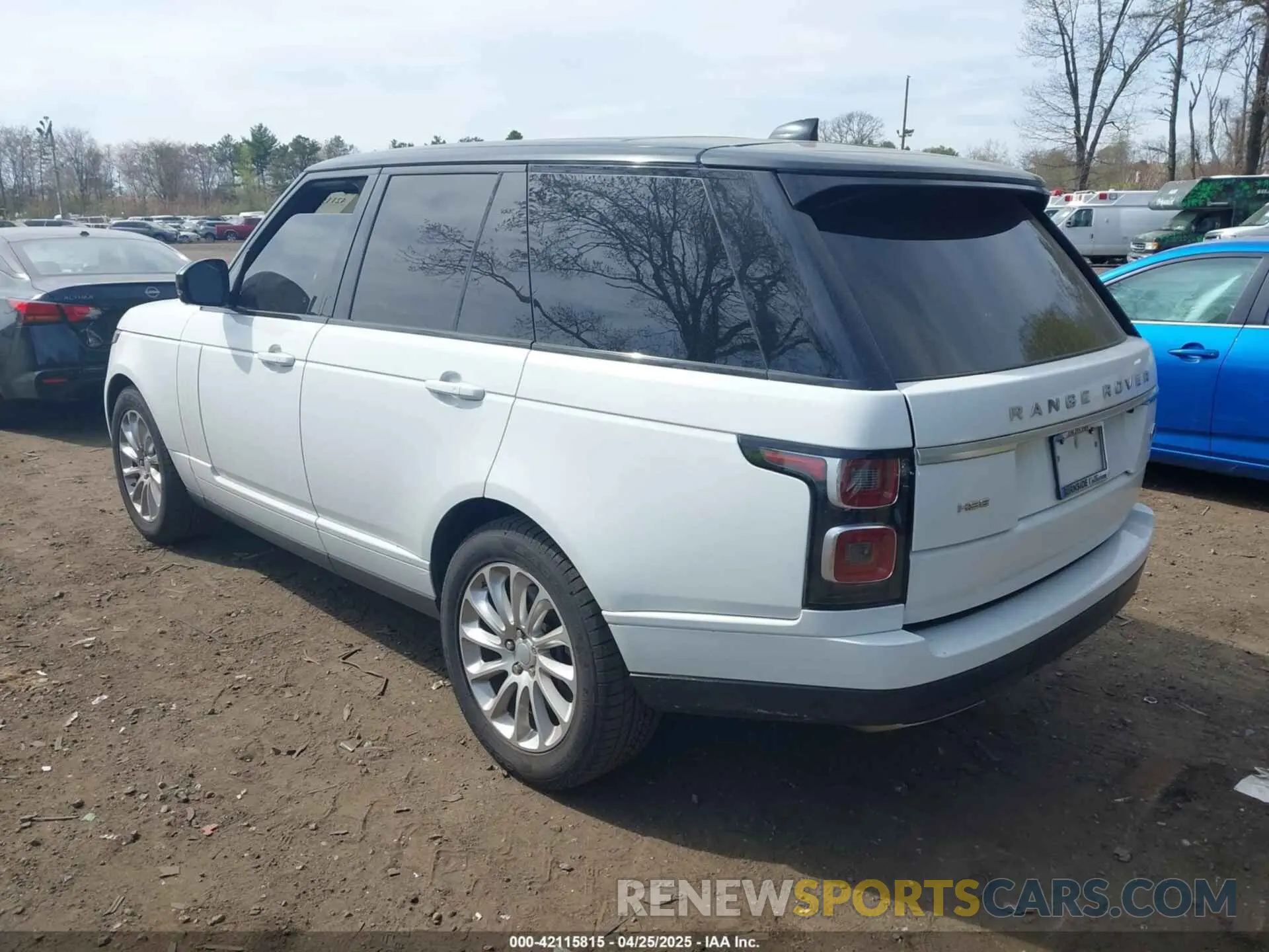 3 Фотография поврежденного автомобиля SALGS2SV4KA557464 LAND ROVER RANGE ROVER 2019