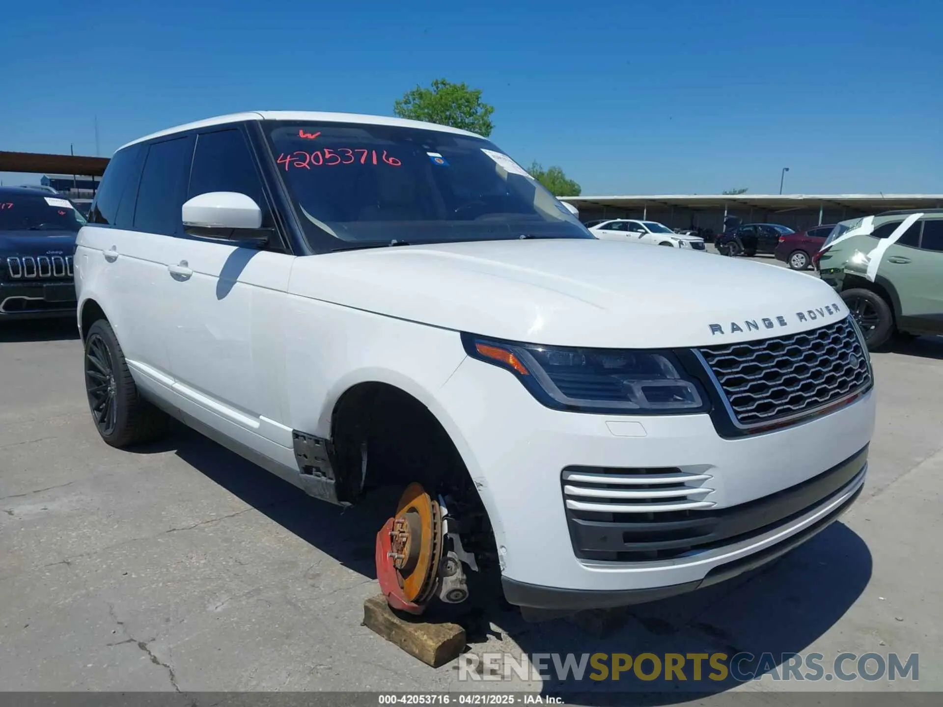 1 Фотография поврежденного автомобиля SALGS2SV5KA542892 LAND ROVER RANGE ROVER 2019