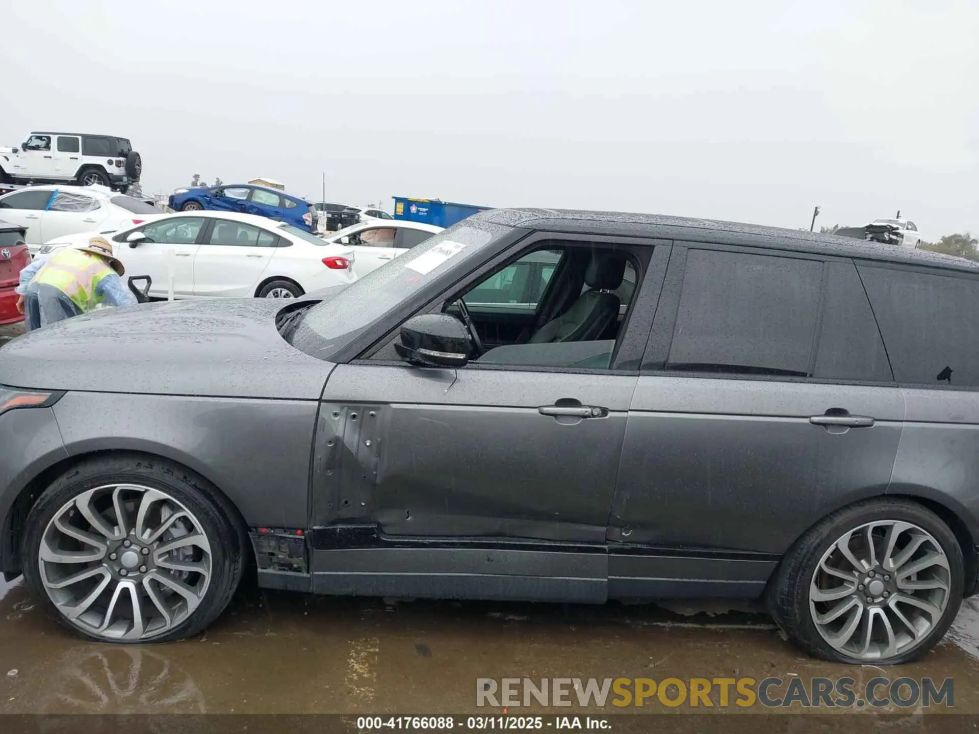 14 Фотография поврежденного автомобиля SALGS2SV7KA517881 LAND ROVER RANGE ROVER 2019