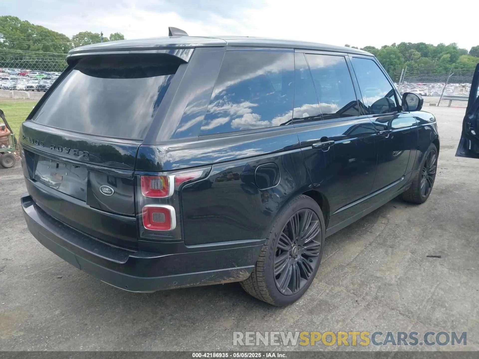 4 Фотография поврежденного автомобиля SALGS2SVXKA516370 LAND ROVER RANGE ROVER 2019