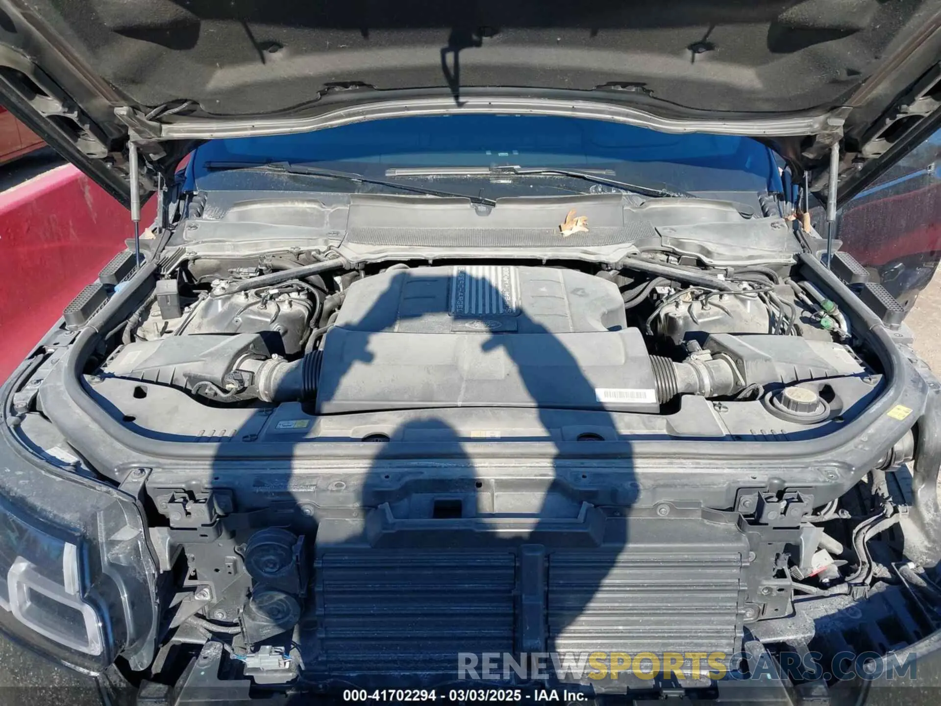 10 Photograph of a damaged car SALGS2SVXKA544332 LAND ROVER RANGE ROVER 2019