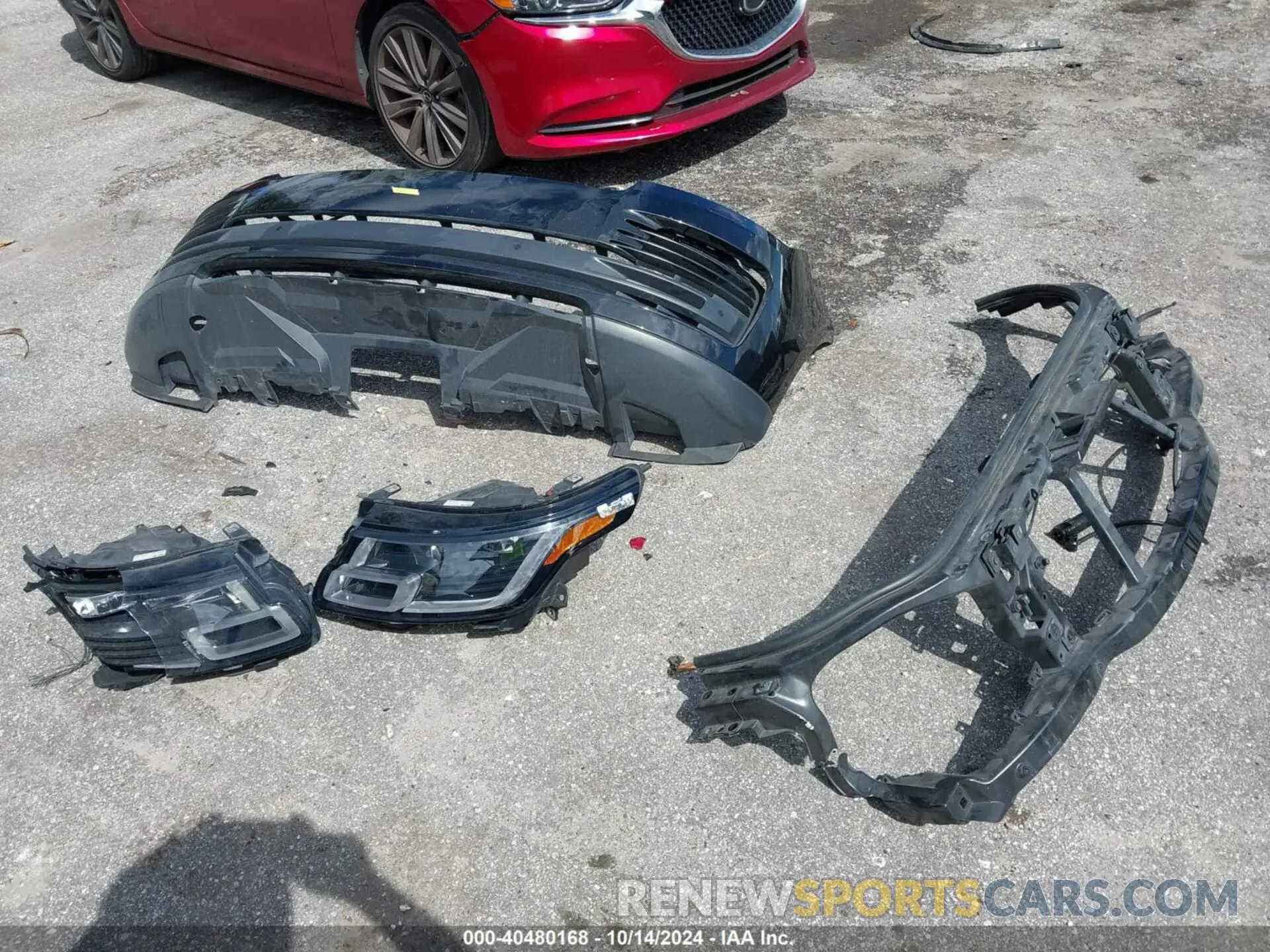 12 Photograph of a damaged car SALGS5RE1KA536921 LAND ROVER RANGE ROVER 2019
