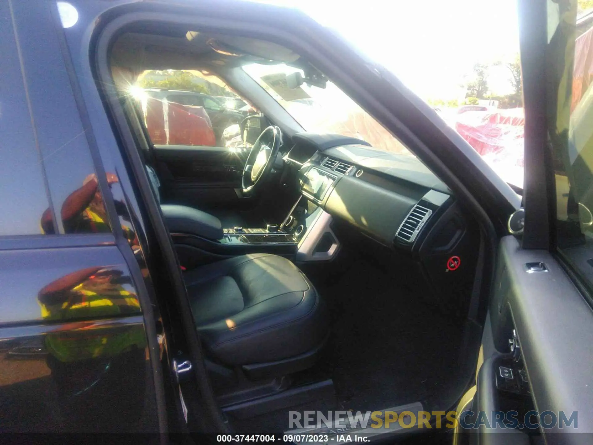 5 Photograph of a damaged car SALGS5REXKA529112 LAND ROVER RANGE ROVER 2019