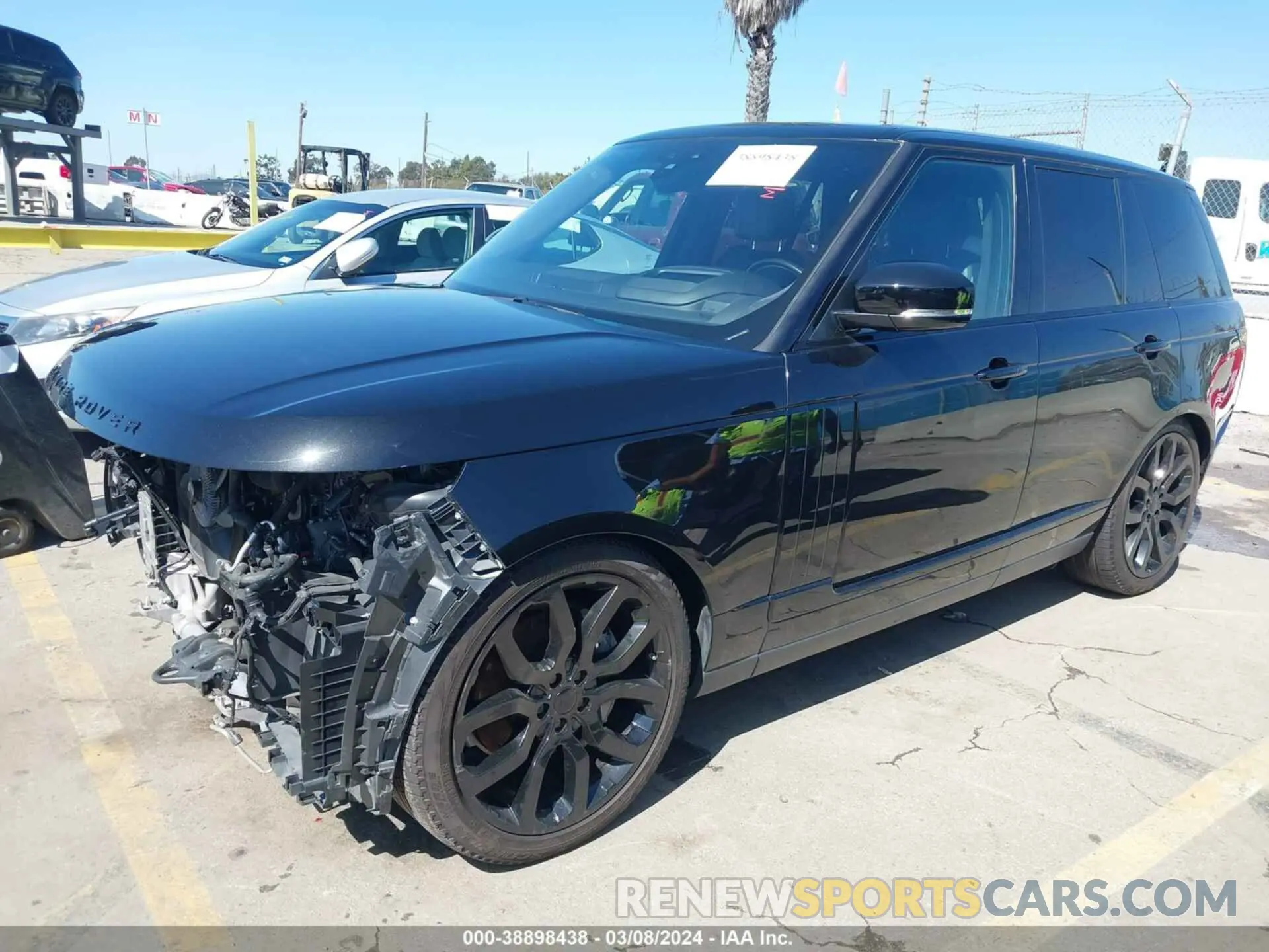 2 Photograph of a damaged car SALGR2SU4LA572924 LAND ROVER RANGE ROVER 2020