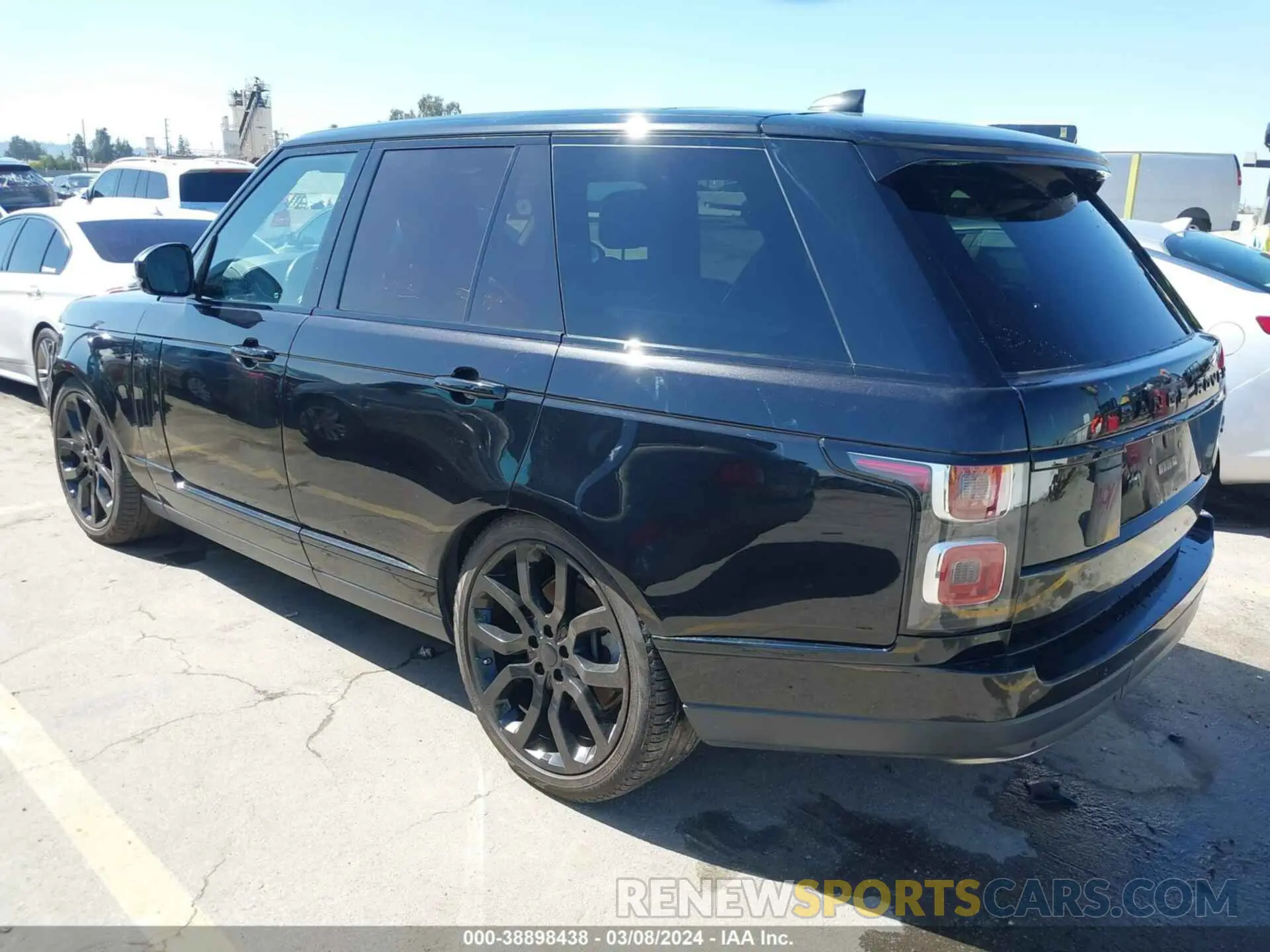 3 Photograph of a damaged car SALGR2SU4LA572924 LAND ROVER RANGE ROVER 2020