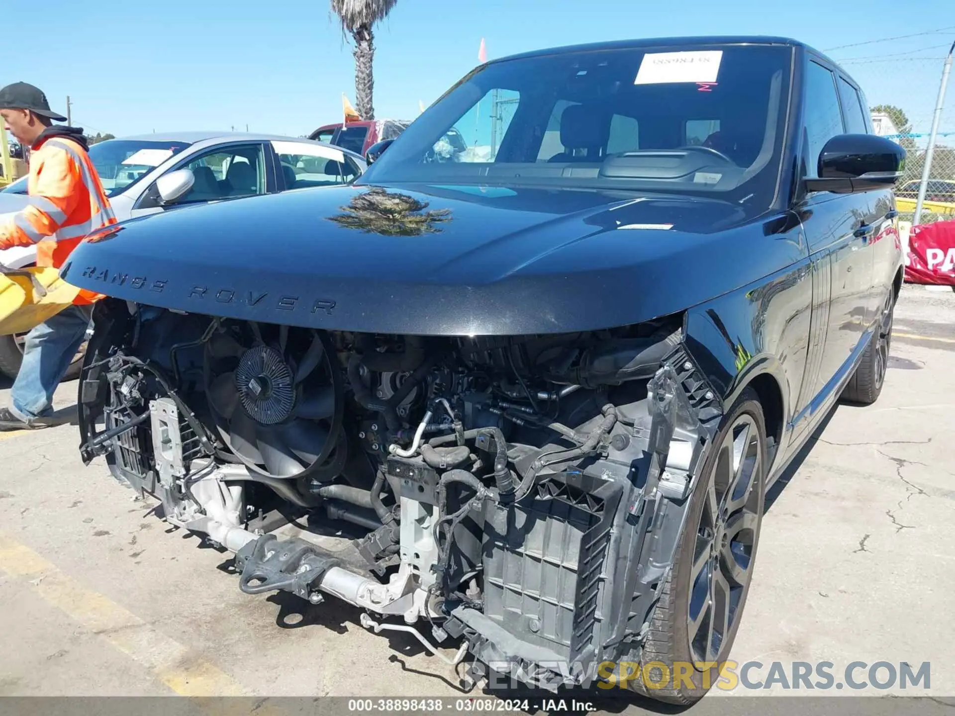 6 Photograph of a damaged car SALGR2SU4LA572924 LAND ROVER RANGE ROVER 2020