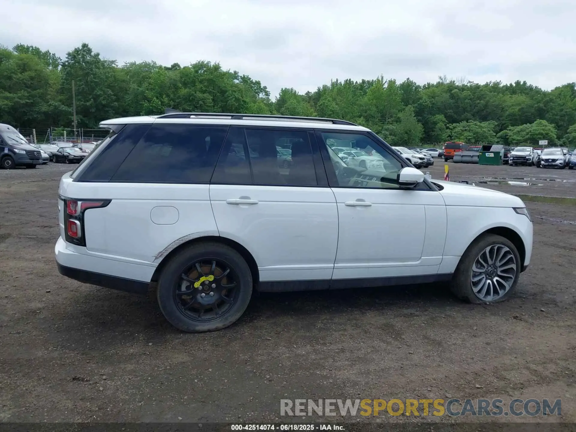 13 Photograph of a damaged car SALGR2SU8LA589502 LAND ROVER RANGE ROVER 2020