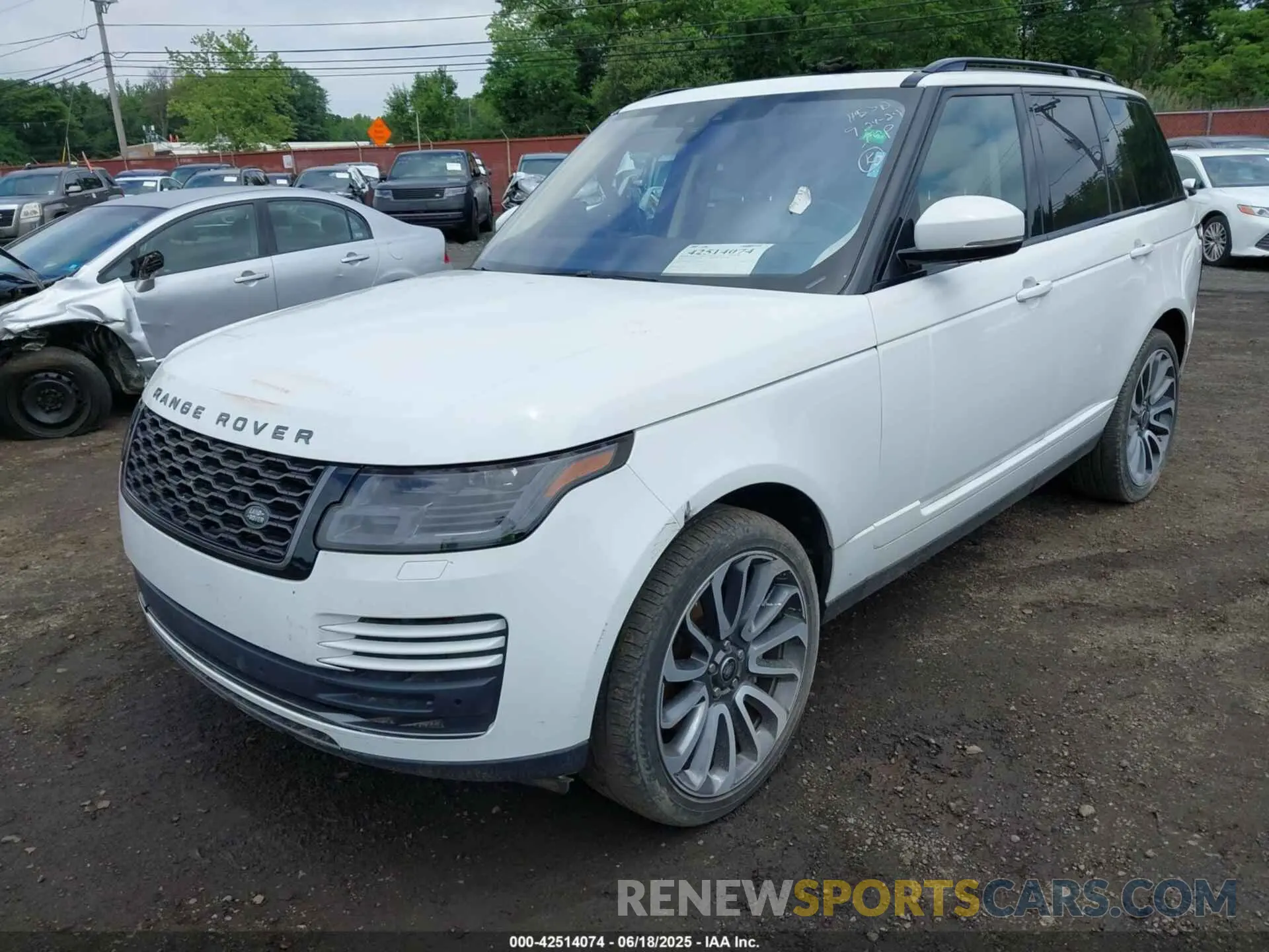 18 Photograph of a damaged car SALGR2SU8LA589502 LAND ROVER RANGE ROVER 2020