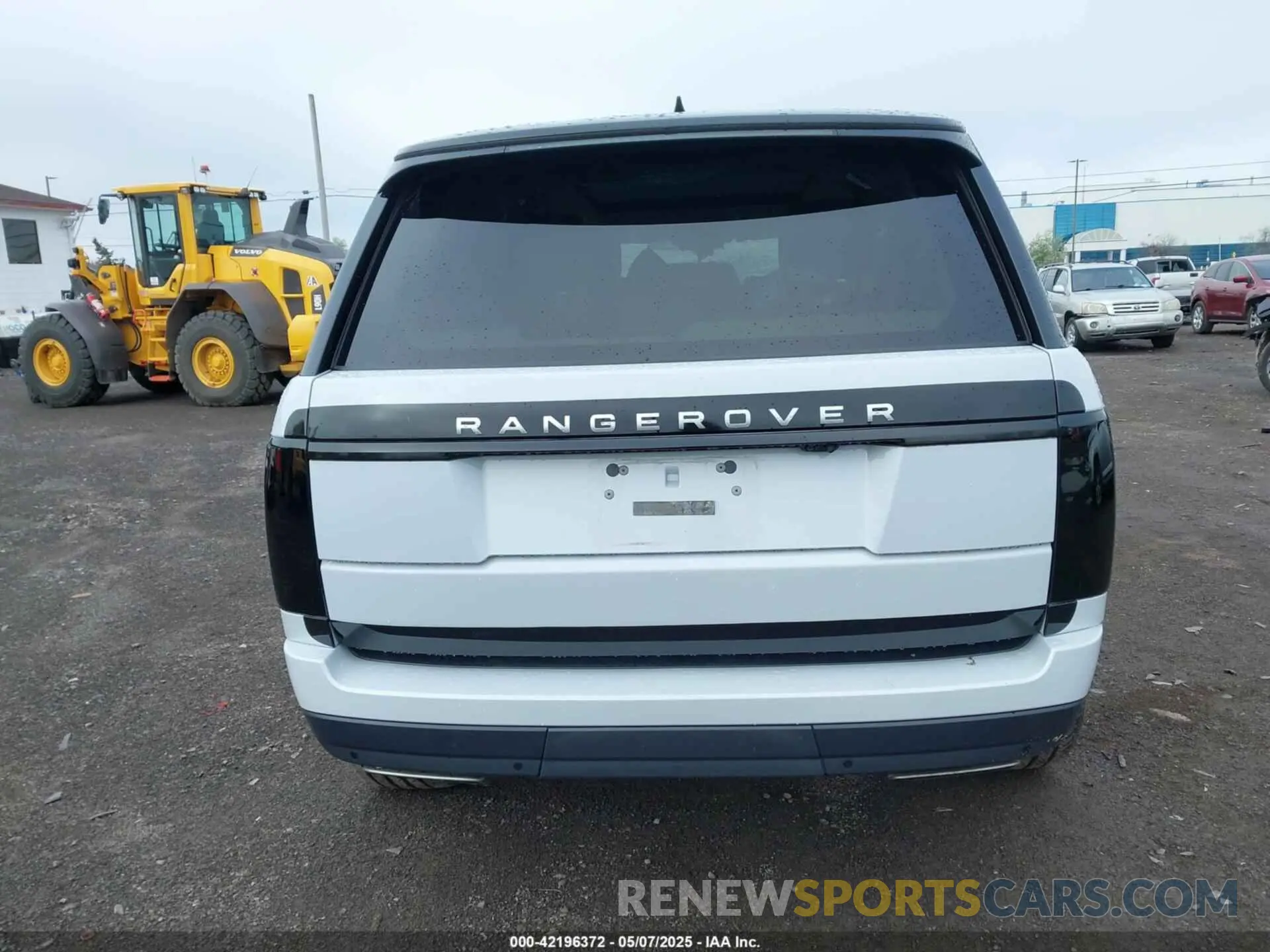 15 Photograph of a damaged car SALGS2RU2LA592177 LAND ROVER RANGE ROVER 2020