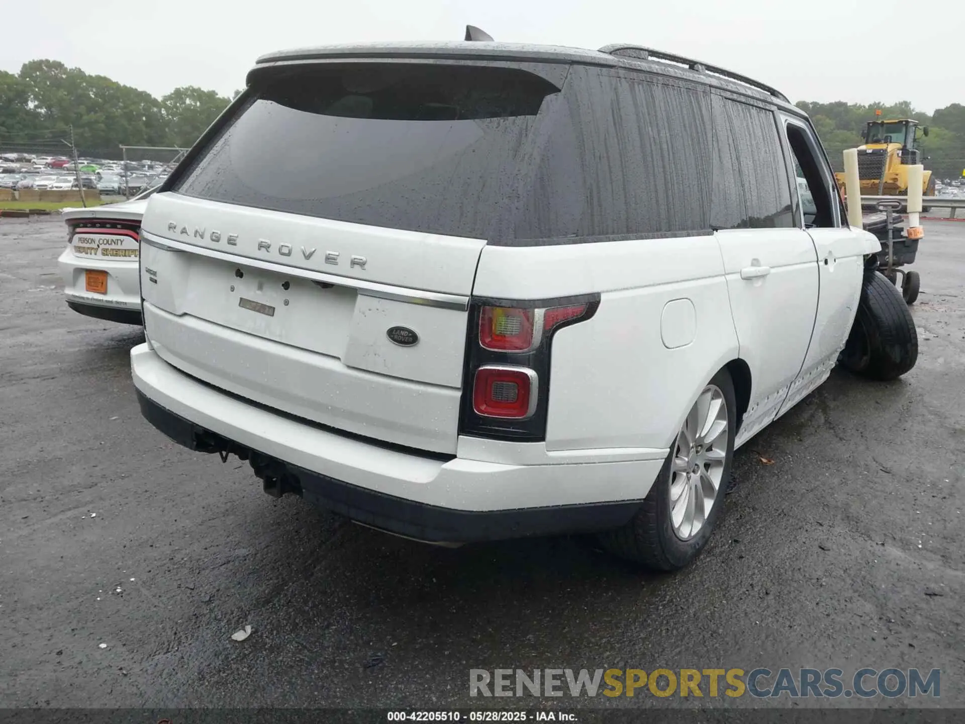 4 Photograph of a damaged car SALGS2RU2LA597086 LAND ROVER RANGE ROVER 2020