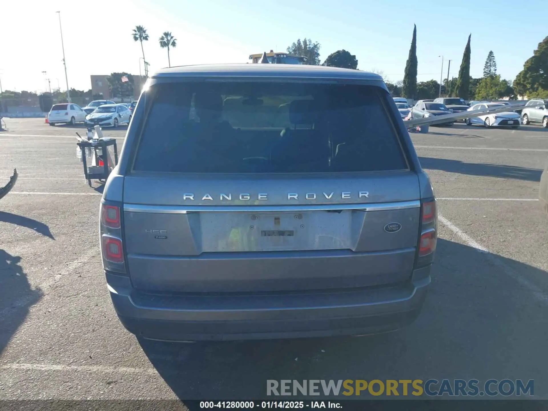 16 Photograph of a damaged car SALGS2RU3LA578675 LAND ROVER RANGE ROVER 2020